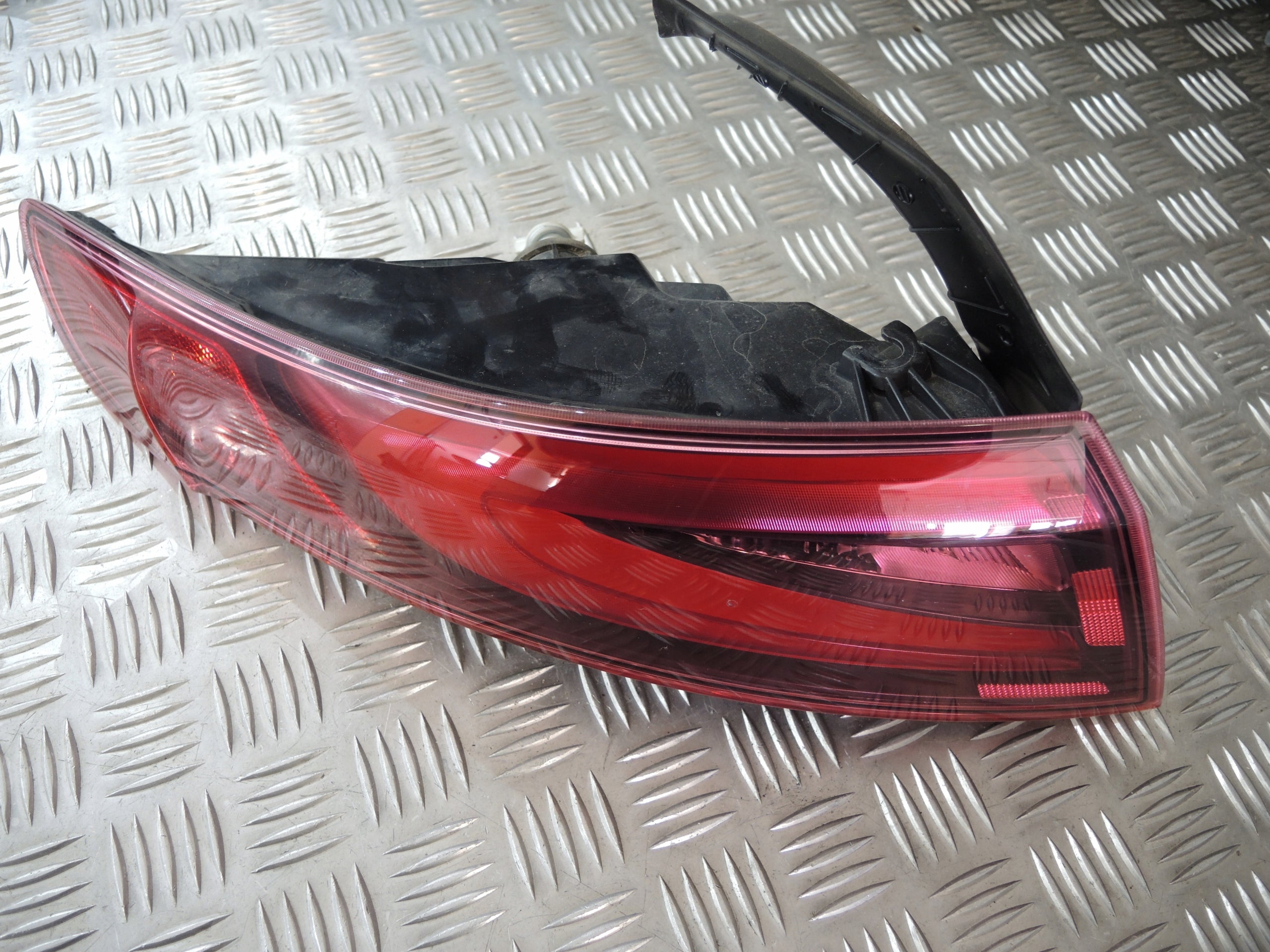  Alfa Romeo Giulia Rückleuchte LED Links 00505485590 Rearlamp product image