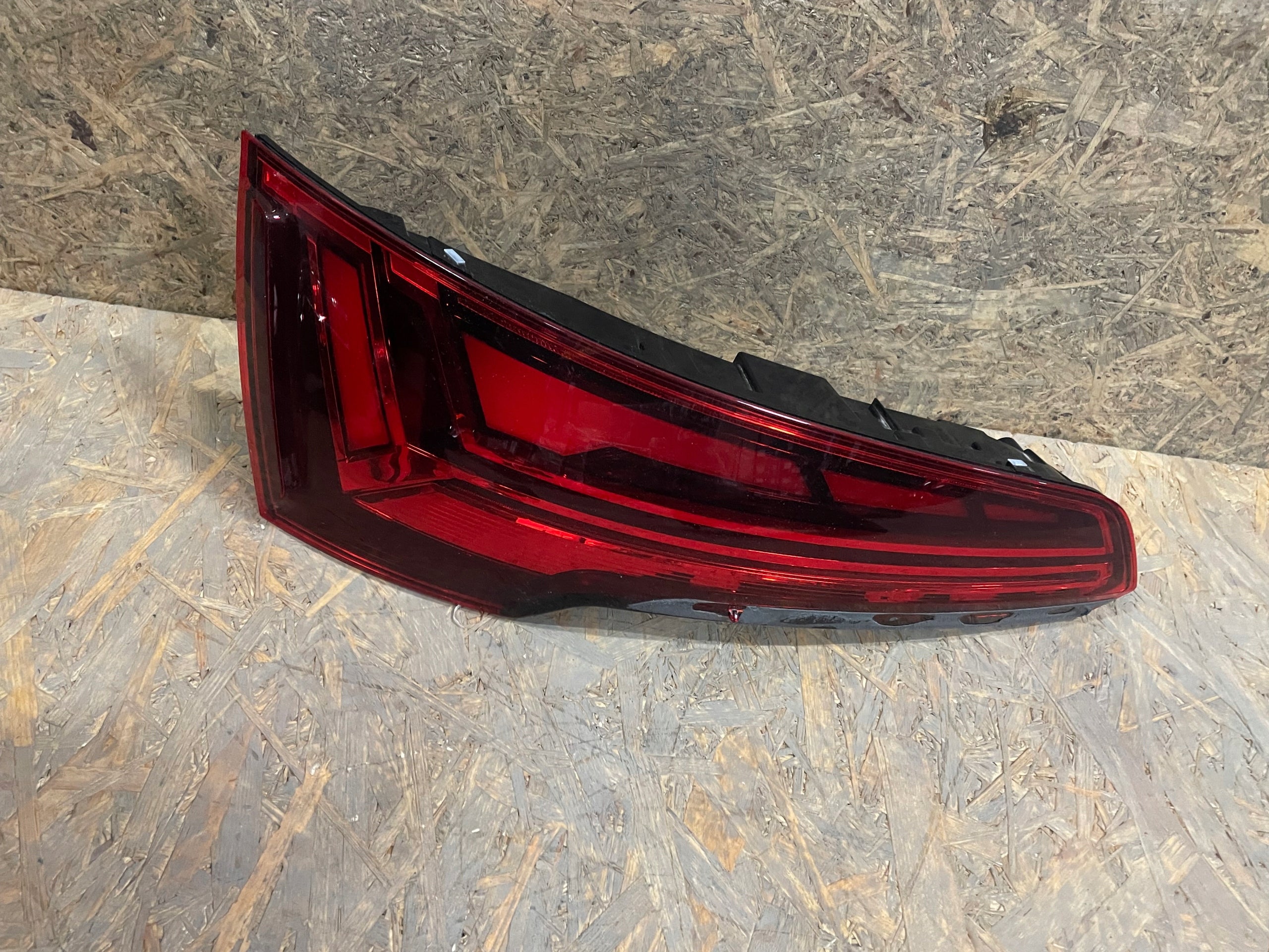 Audi Q5 Rückleuchte LED Links 80A945075 Rearlamp