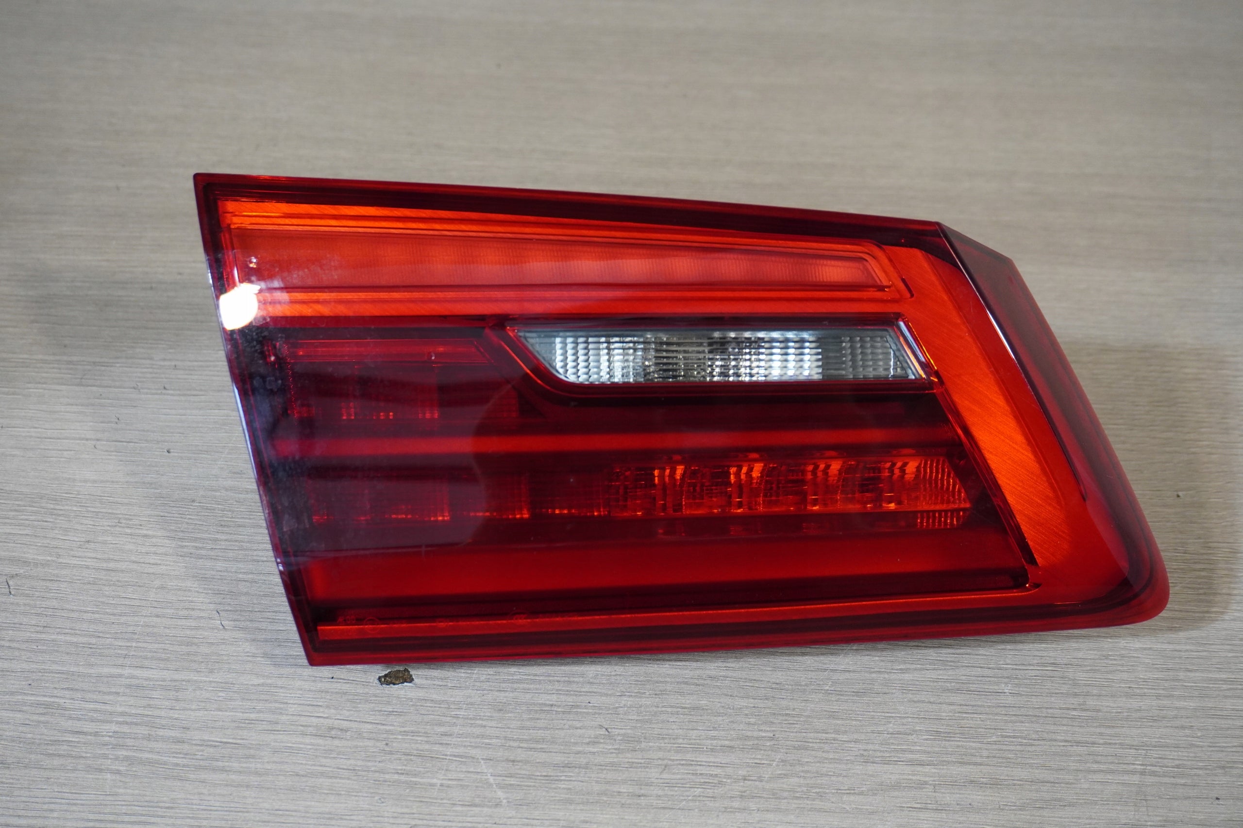 BMW F90 Rückleuchte LED Links 7376473 Rearlamp