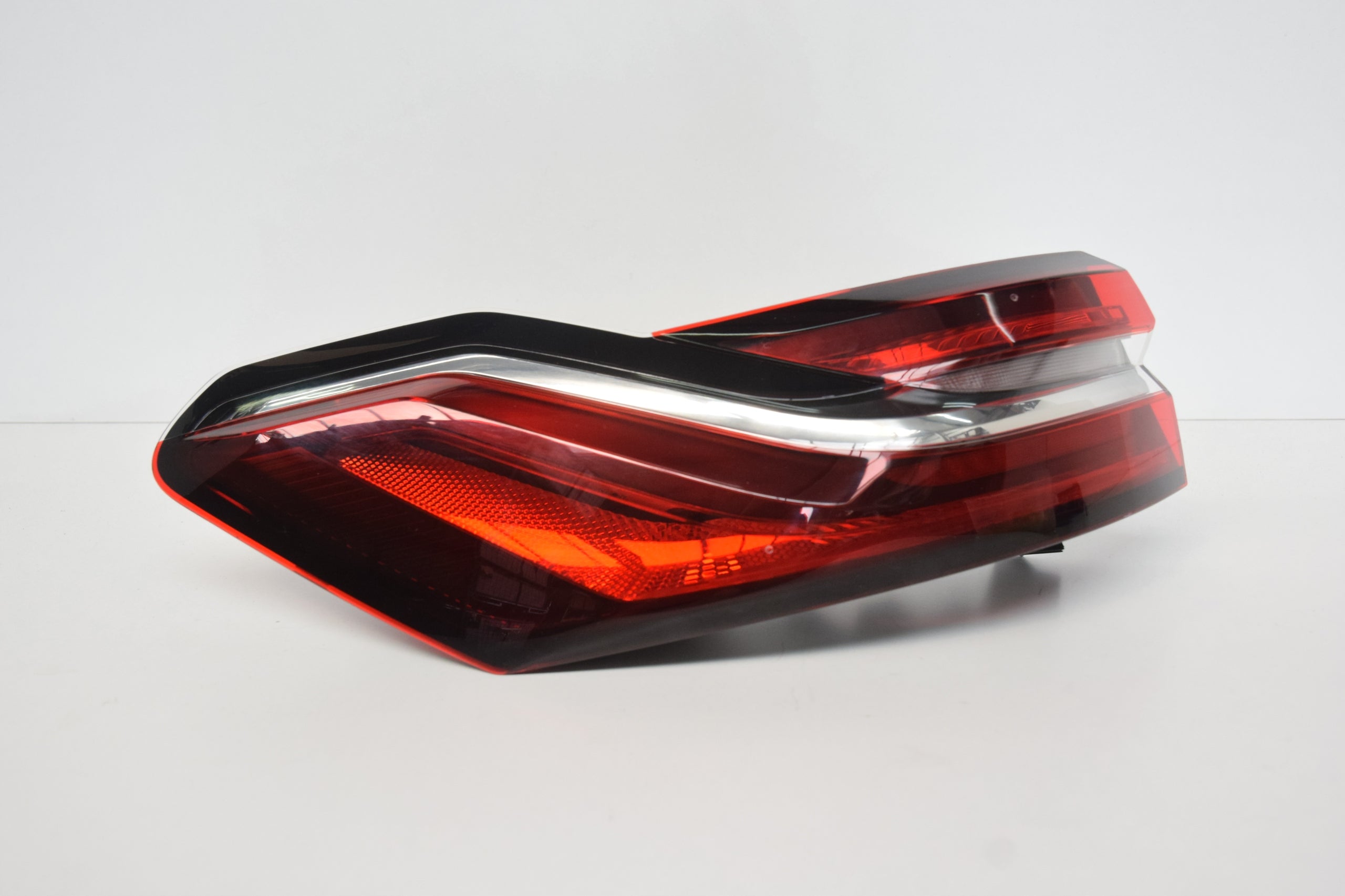 BMW F98 Rückleuchte LED Links 5A13065 Rearlamp