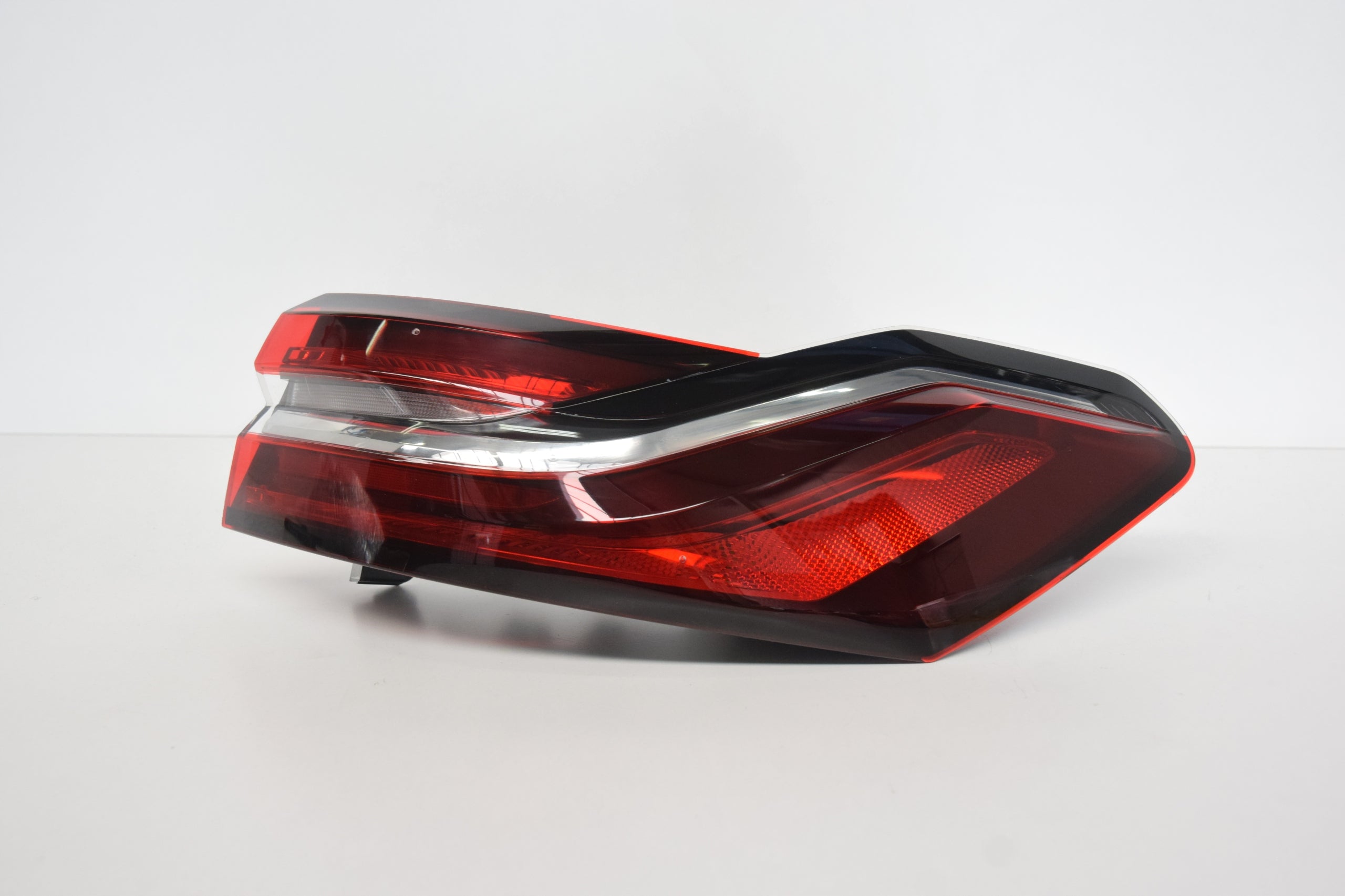 BMW iX Rückleuchte LED Rechts 5A13066 Rearlamp