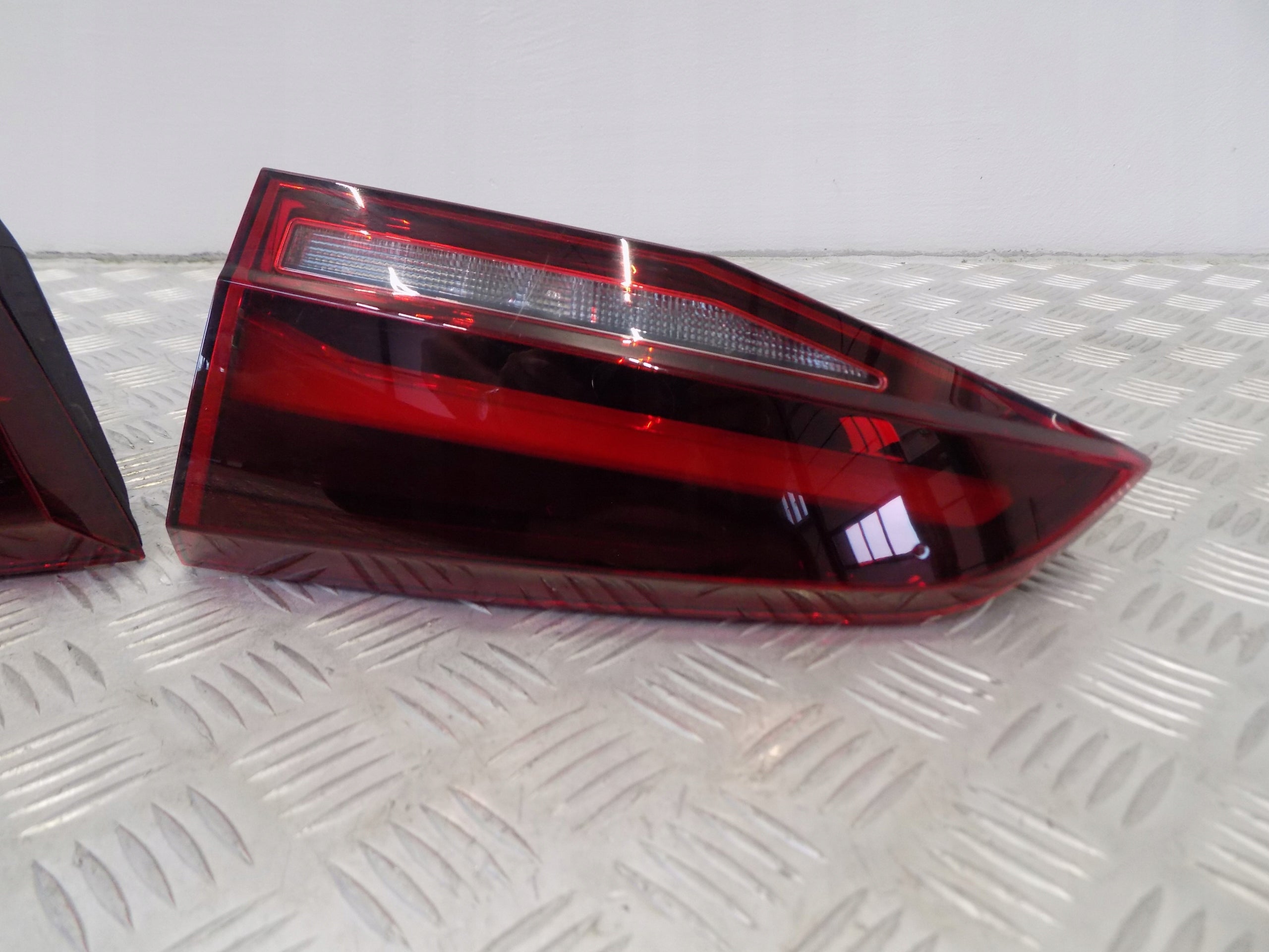 BMW U06 Rückleuchte LED Links 8494361 Rearlamp