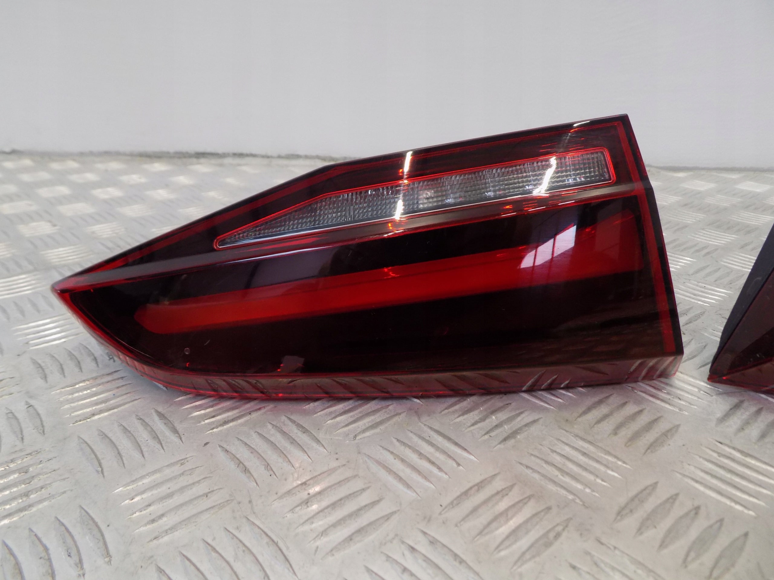 BMW U06 Rückleuchte LED Links 8494361 Rearlamp