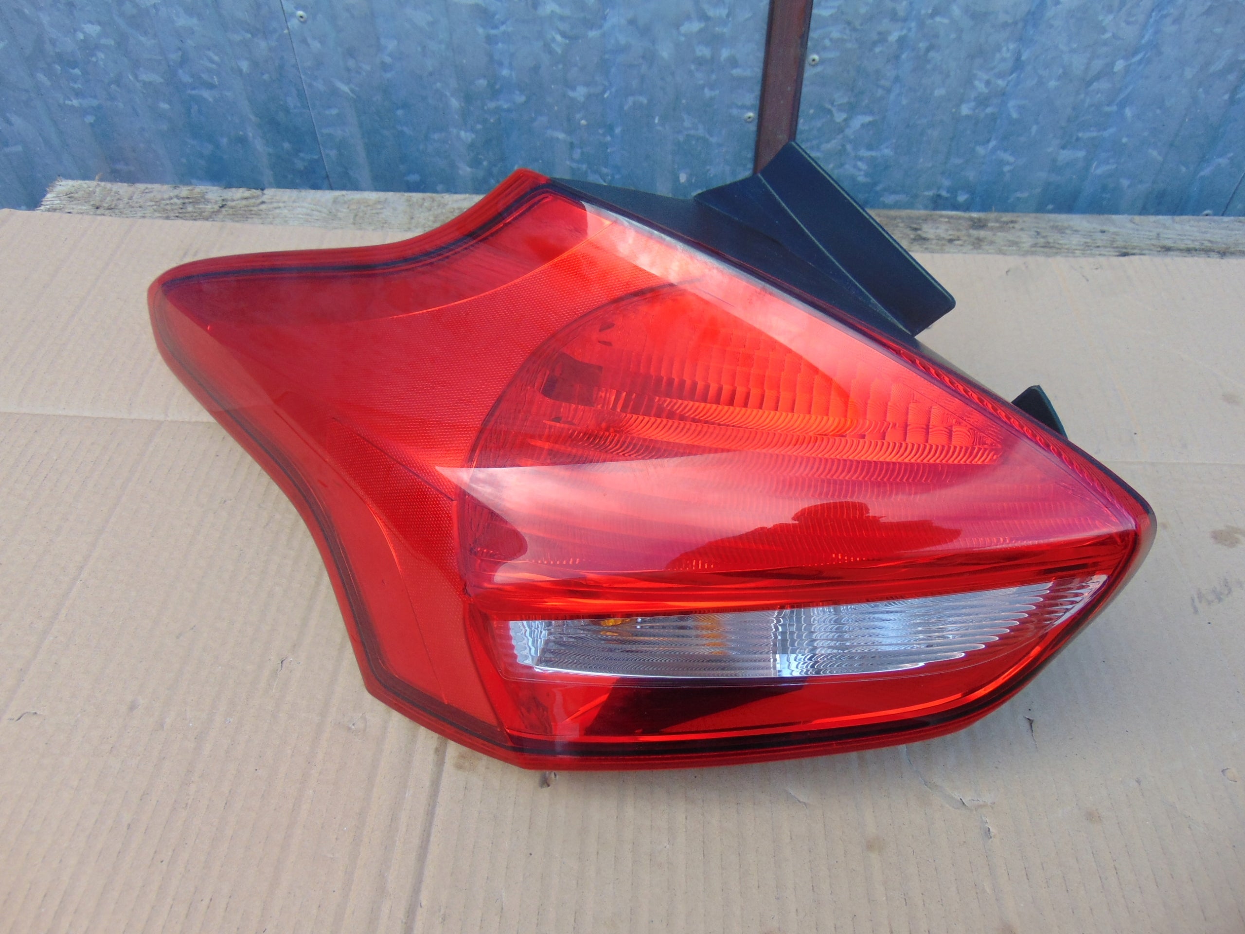 Ford Focus Rückleuchte LED Links F1EB13405B Rearlamp