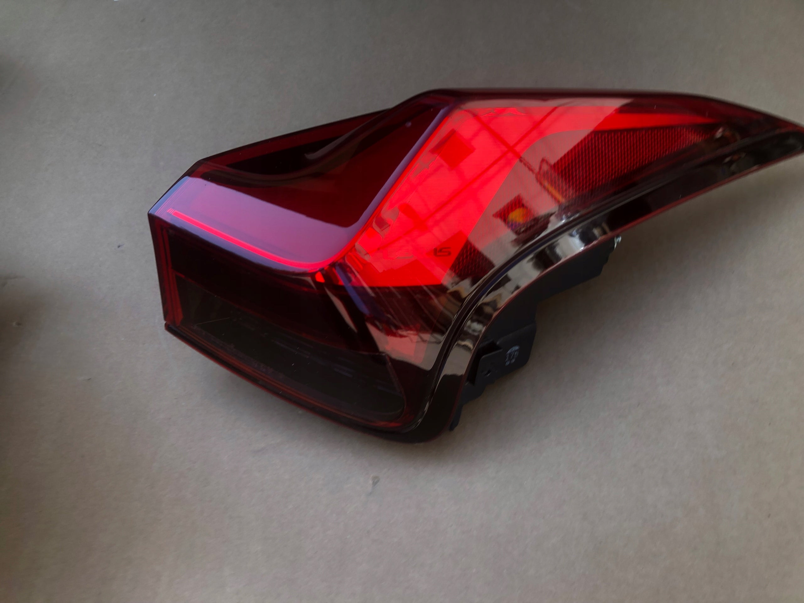 Lexus UX Rückleuchte LED Rechts Rearlamp