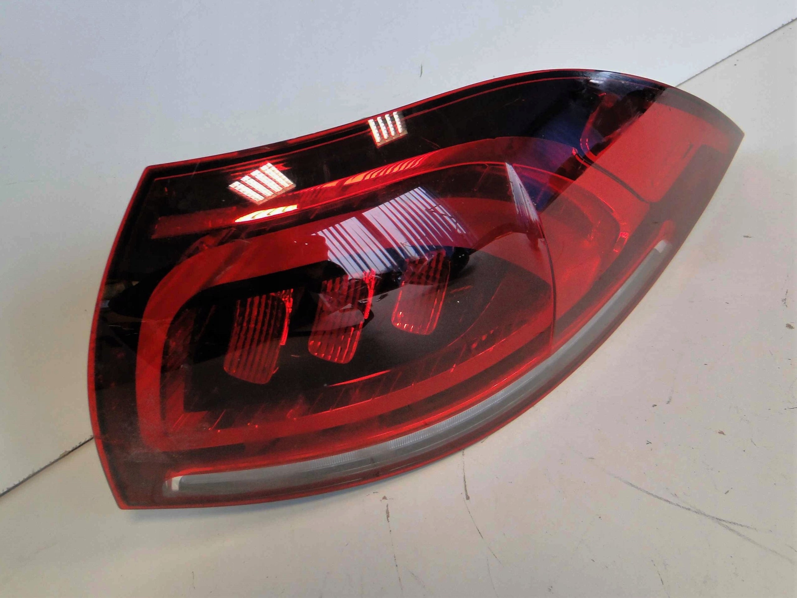 Mercedes W167 Rückleuchte LED Rechts A1679060707 Rearlamp