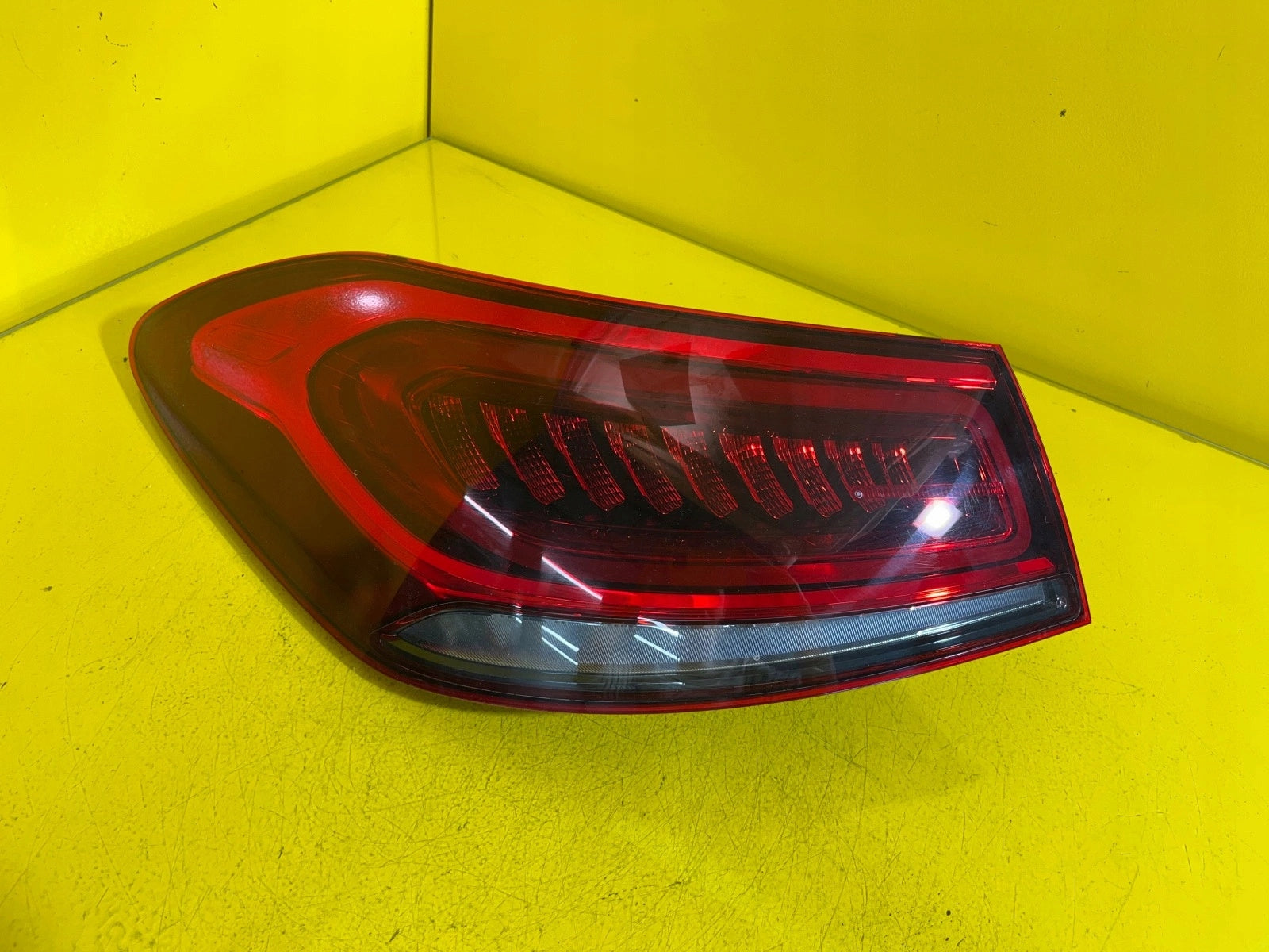 Mercedes W167 Rückleuchte LED Links A1679066301 Rearlamp