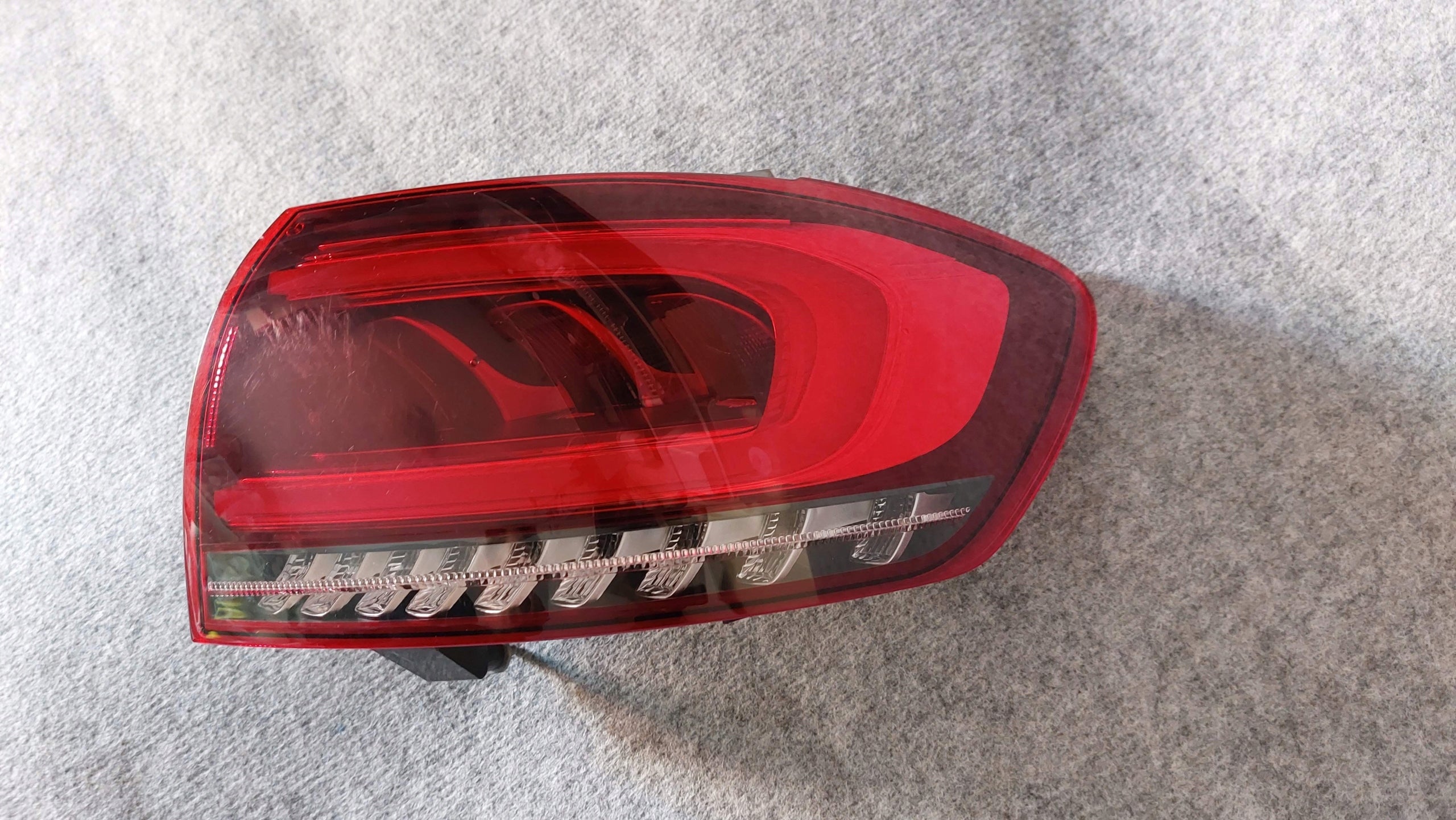 Mercedes W247 Rückleuchte LED Rechts A2479066600 Rearlamp