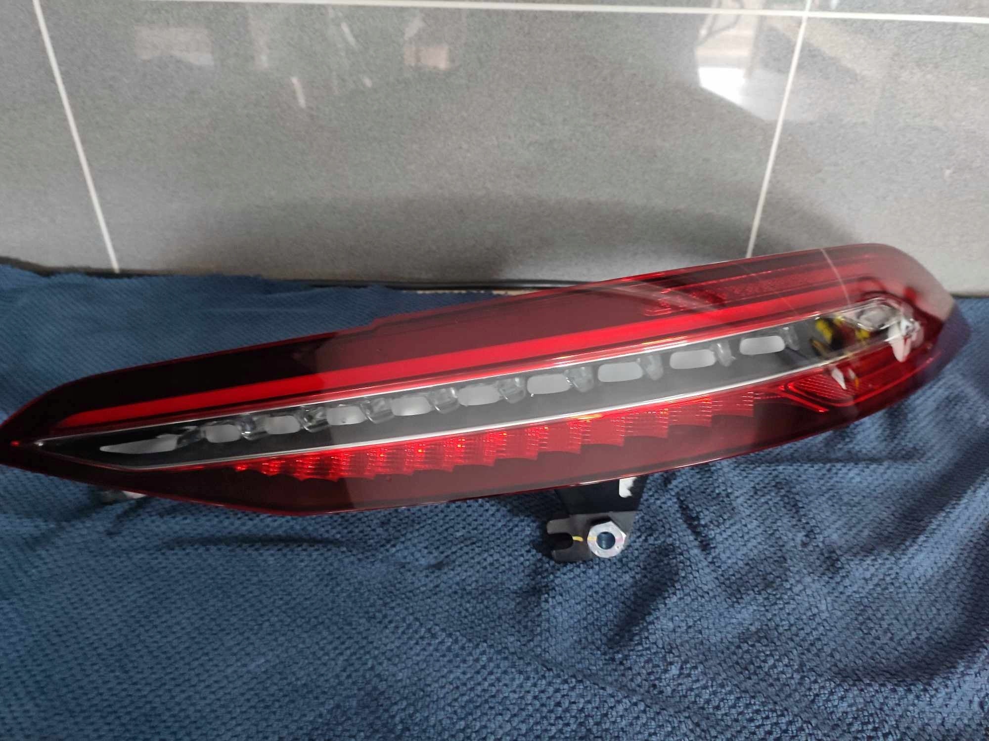 Mercedes W290 Rückleuchte LED Rechts A2909060200 Rearlamp