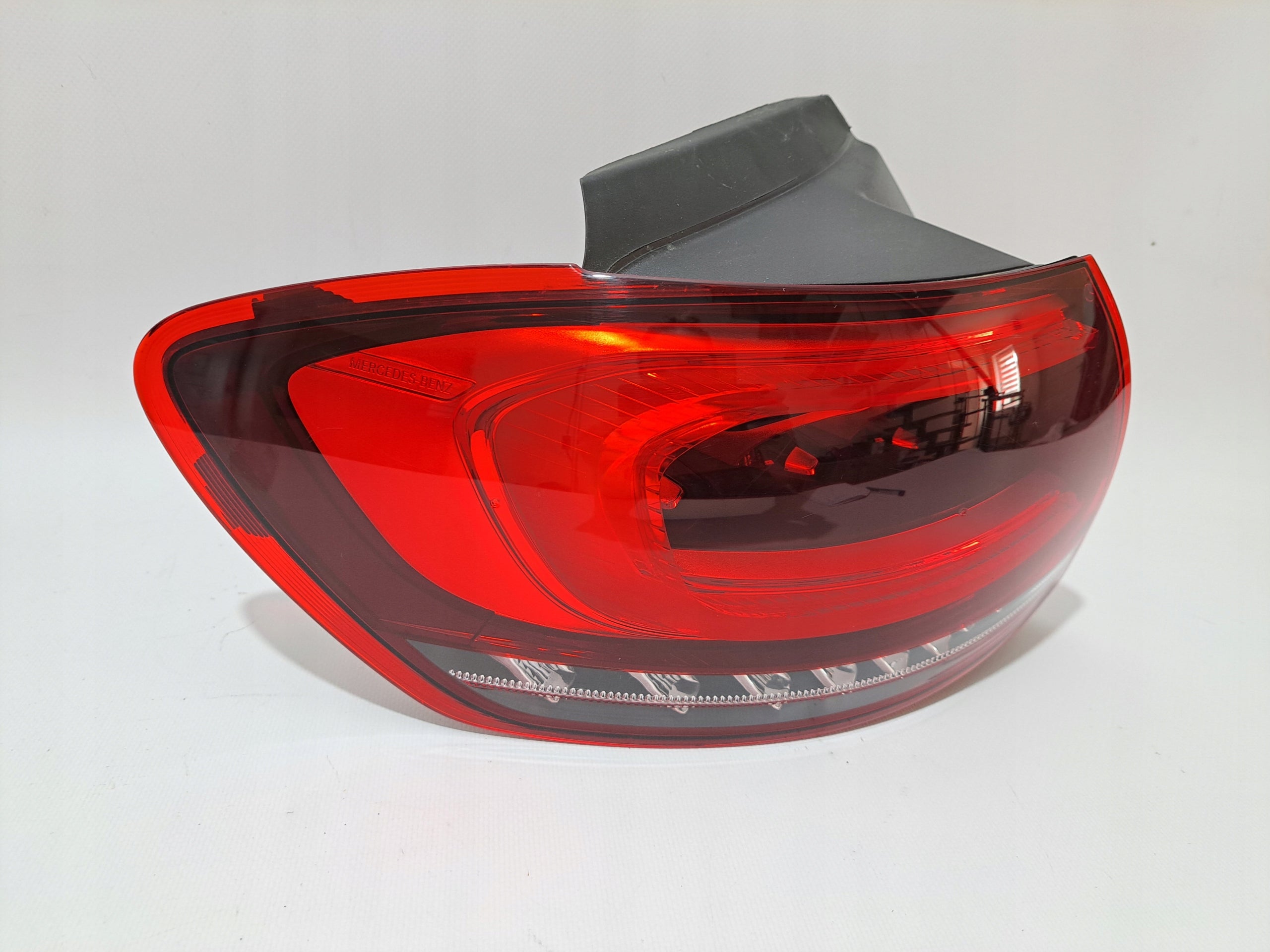 Mercedes W247 Rückleuchte LED Links A2479066500 Rearlamp