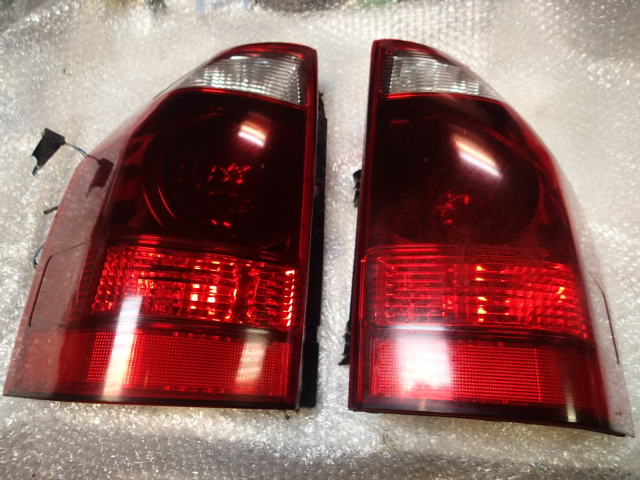 Mitsubishi Pajero Rückleuchte LED Links Rearlamp