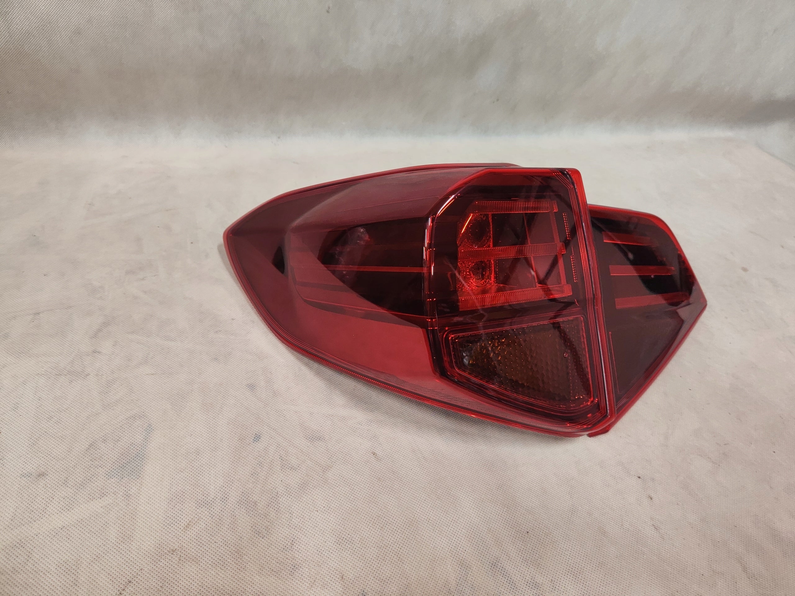 Suzuki Vitara Rückleuchte LED Links Rearlamp