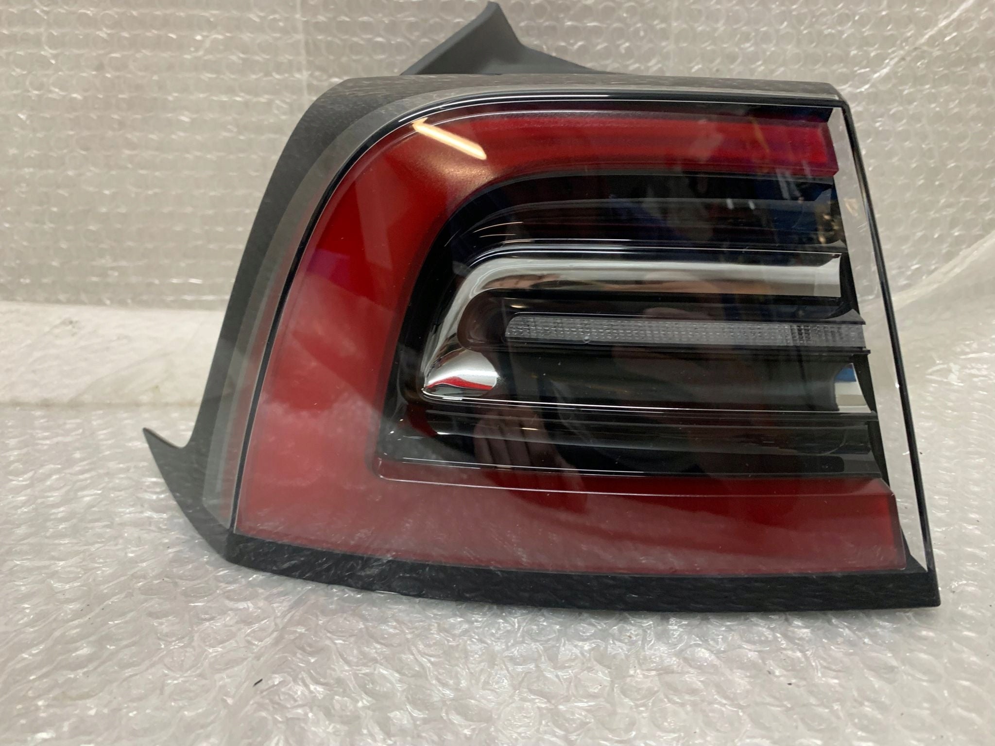 Tesla Model 3 Rückleuchte Links 150208699D Rearlamp