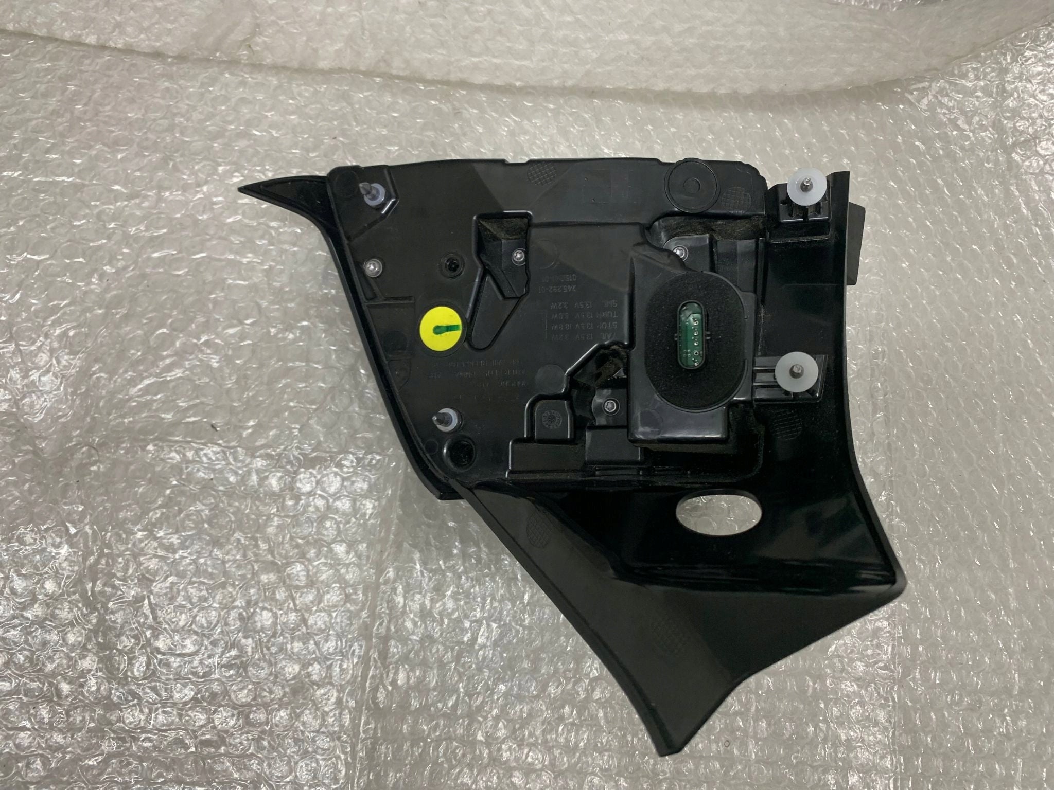 Tesla Model 3 Rückleuchte Links 150208699D Rearlamp