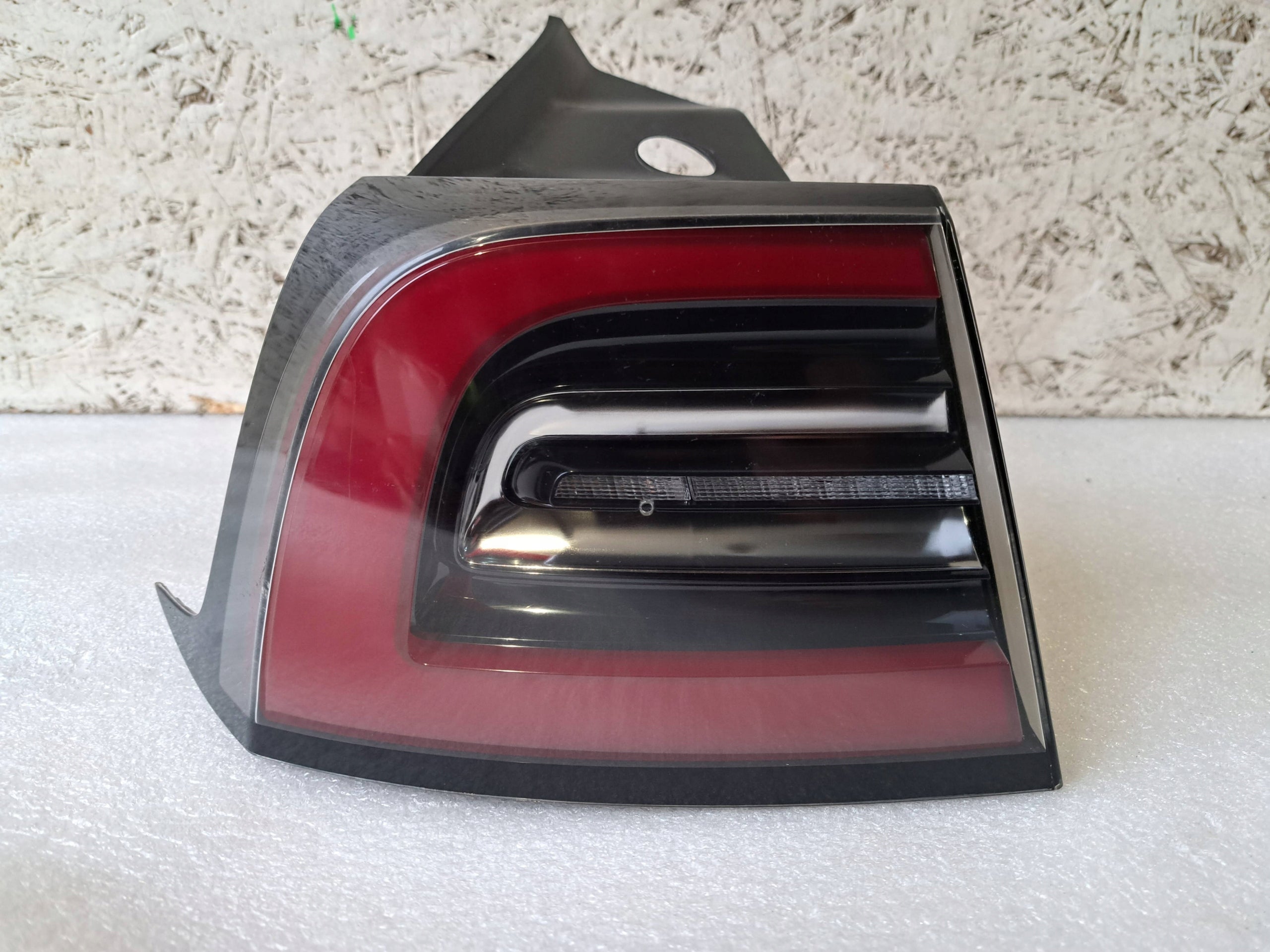 Tesla Model 3 Rückleuchte LED Links Rearlamp