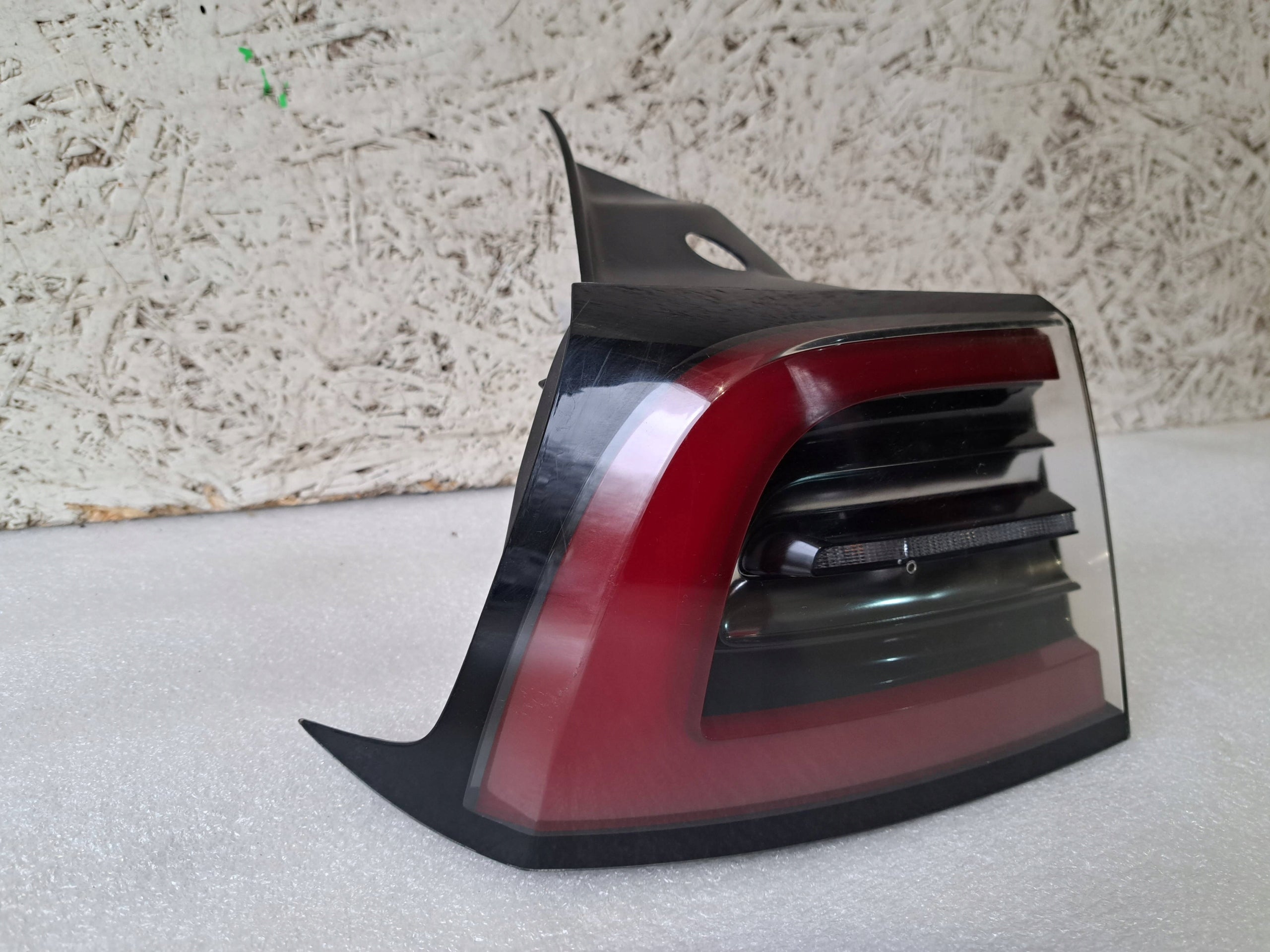 Tesla Model 3 Rückleuchte LED Links Rearlamp