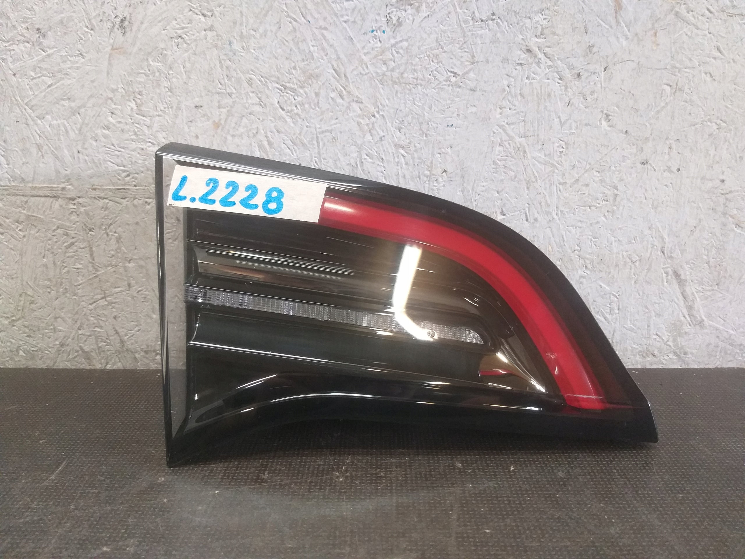 Tesla Model 3 Rückleuchte Led Rechts 150208800C Rearlamp