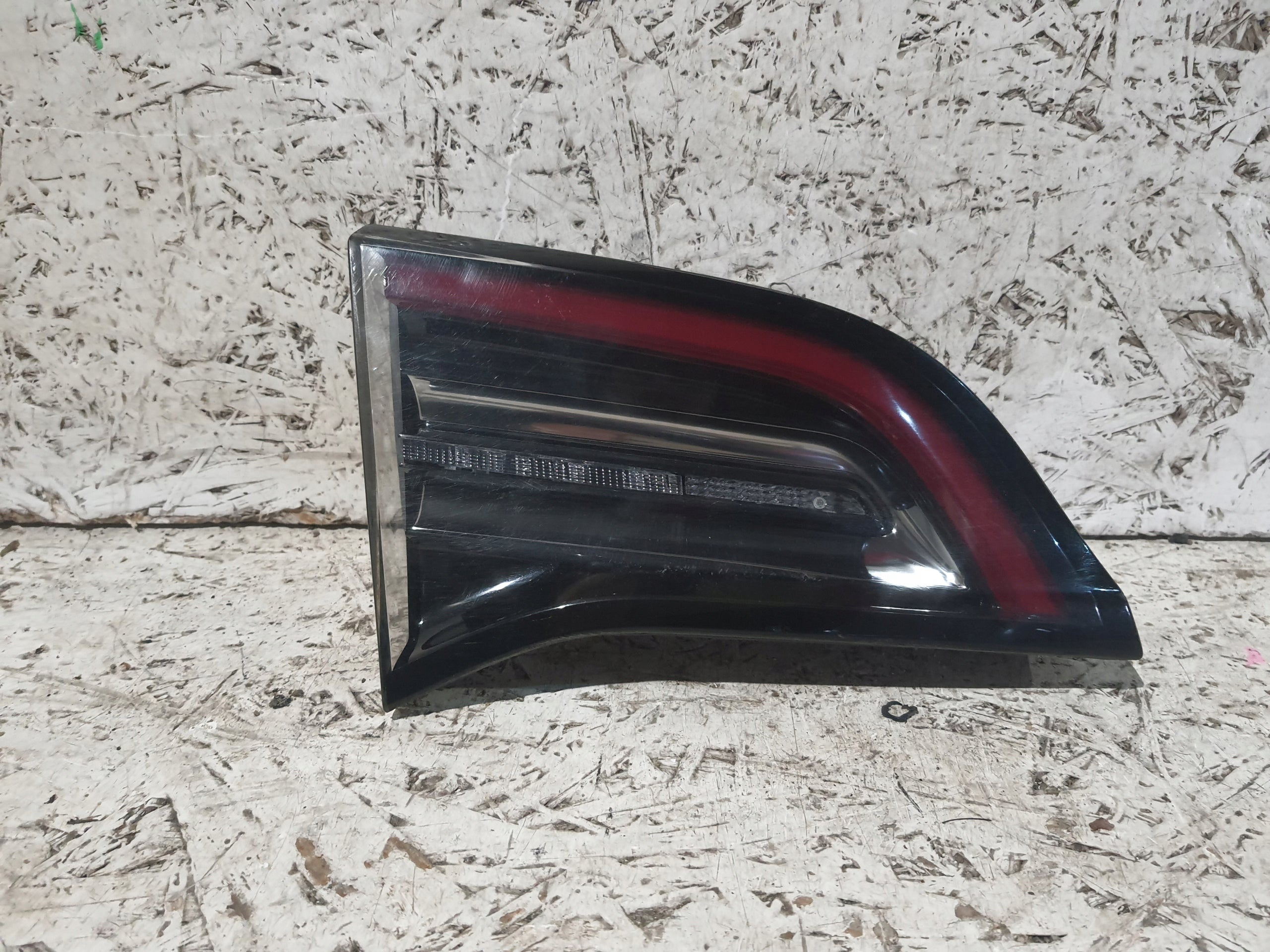 Tesla Model S Rückleuchte LED Links Rearlamp