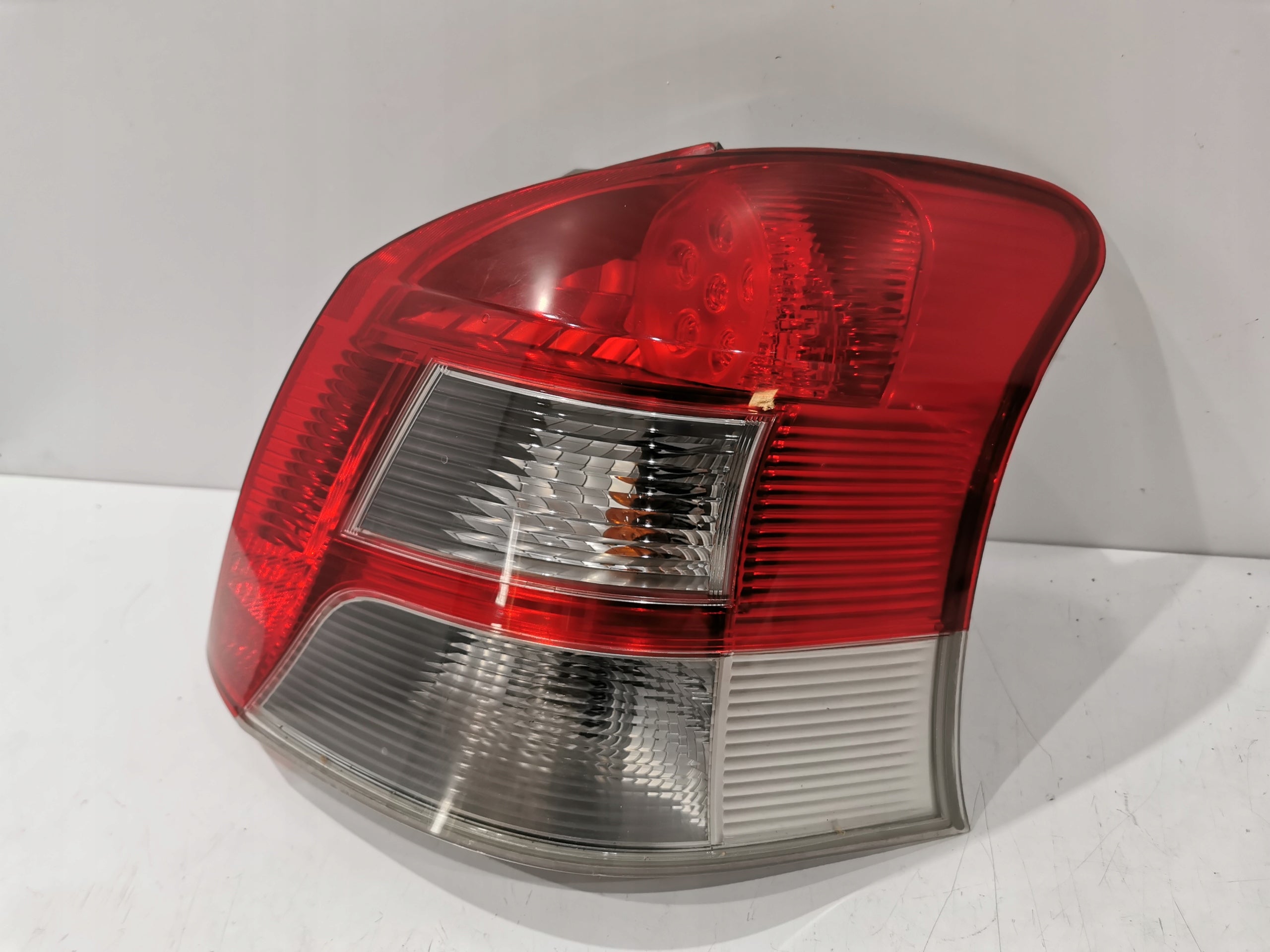 Toyota Yaris Rückleuchte LED Rechts Rearlamp