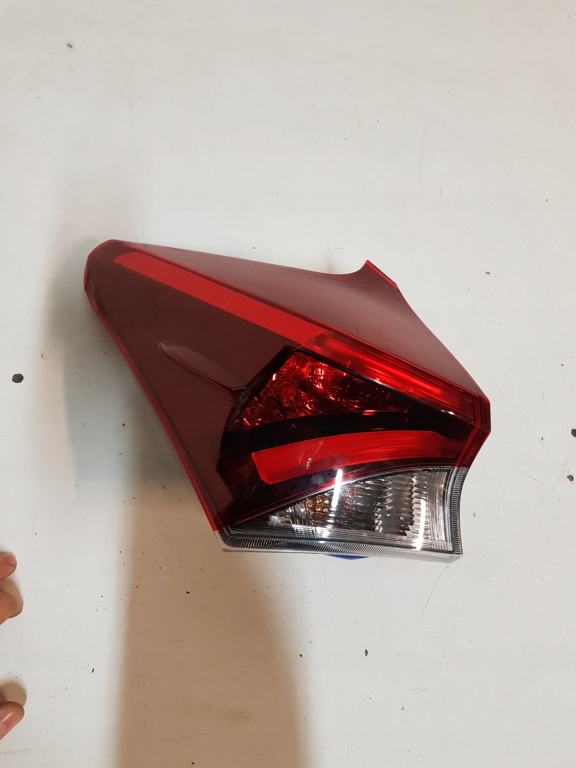 Toyota Auris tail light LED left rear lamp 