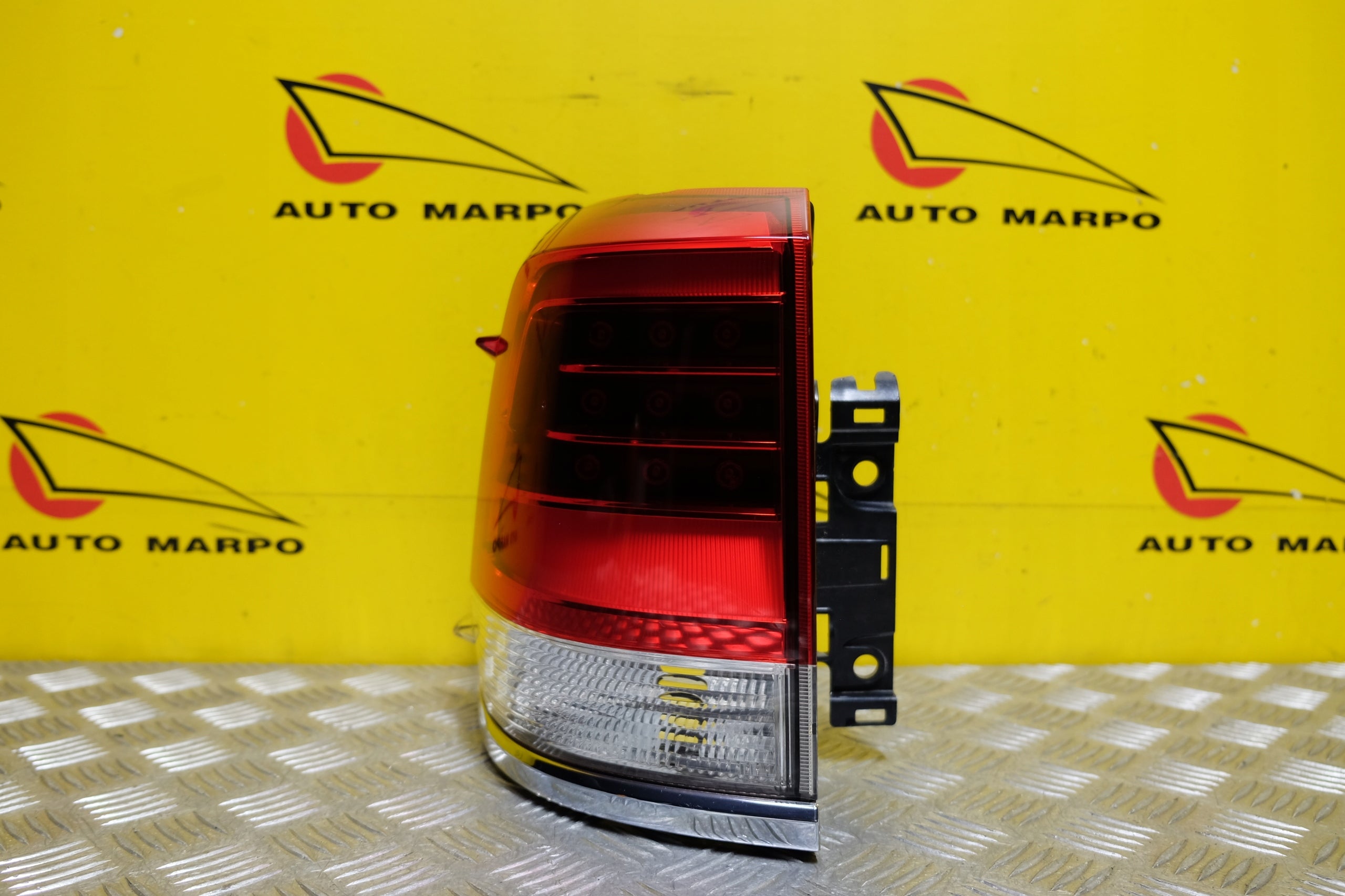 Toyota Aygo Rückleuchte LED Links Rearlamp