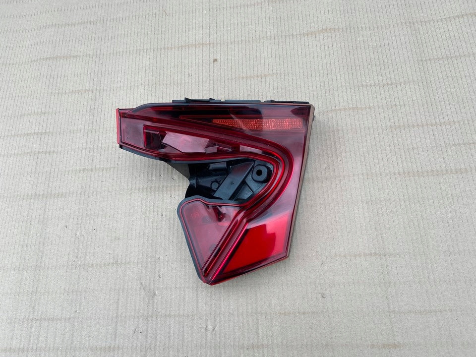 Toyota C-HR tail light LED right rear lamp 