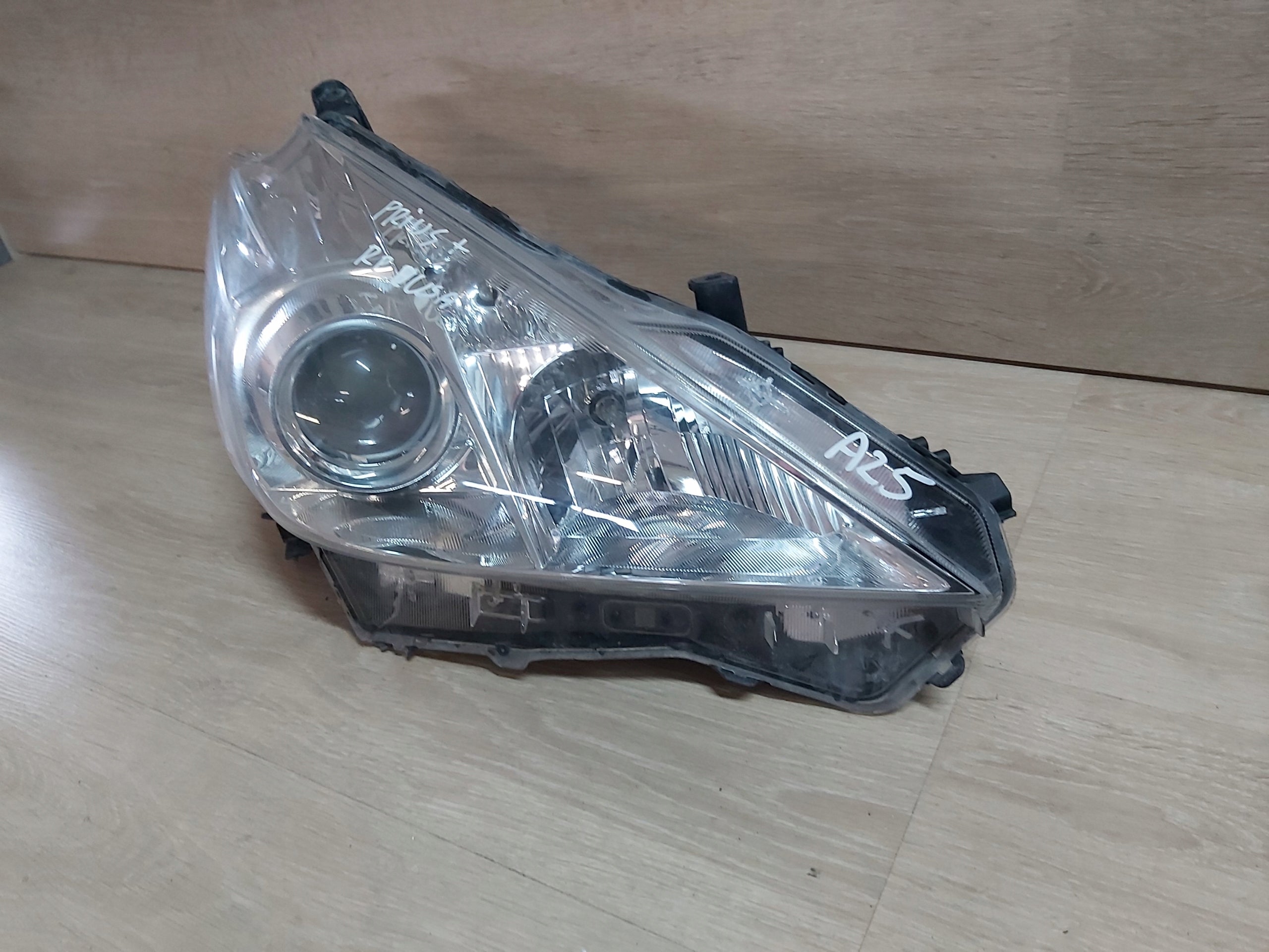 Toyota Prius Rückleuchte LED Rechts Rearlamp