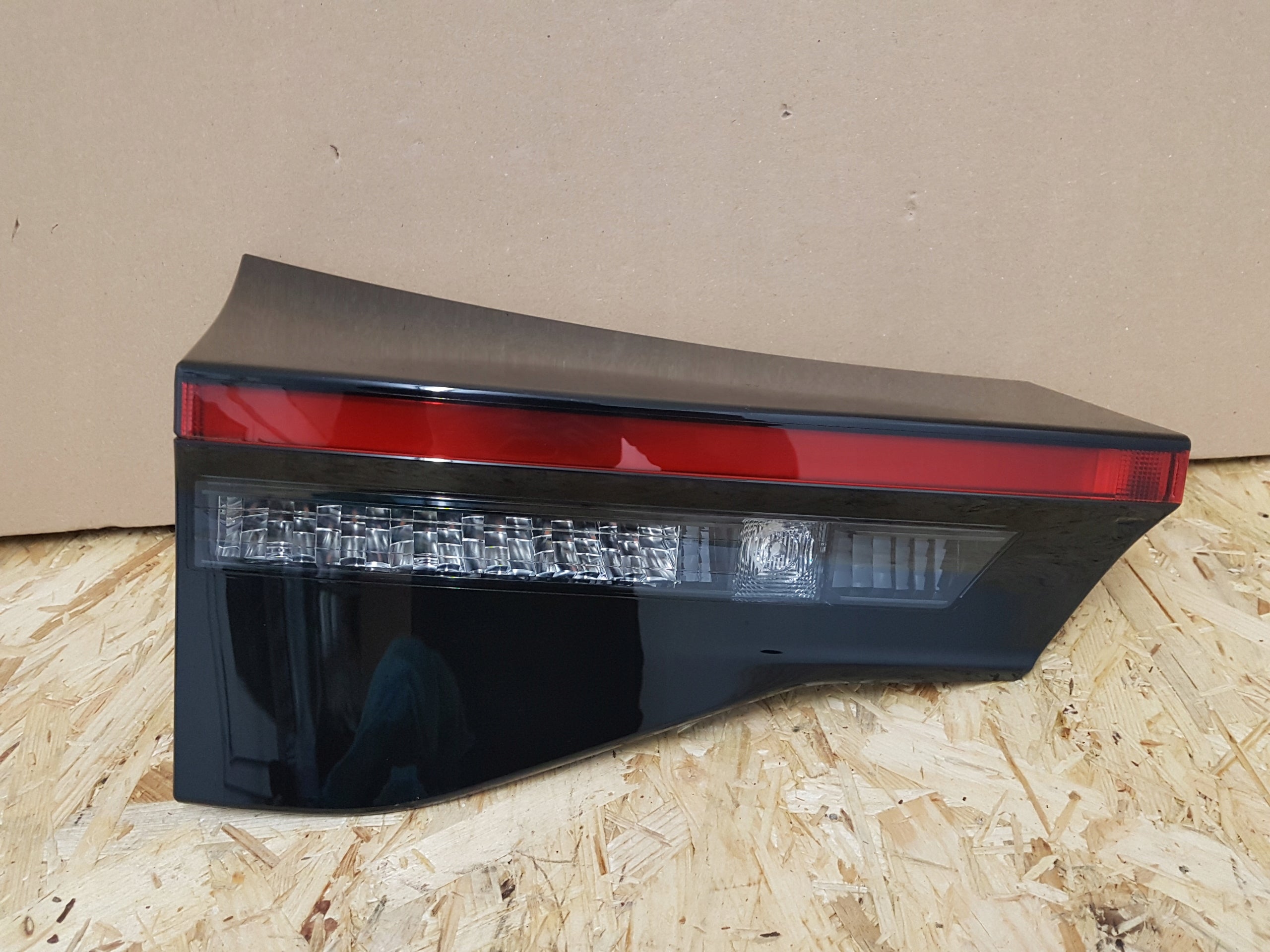 Toyota Proace tail light LED left rear lamp 