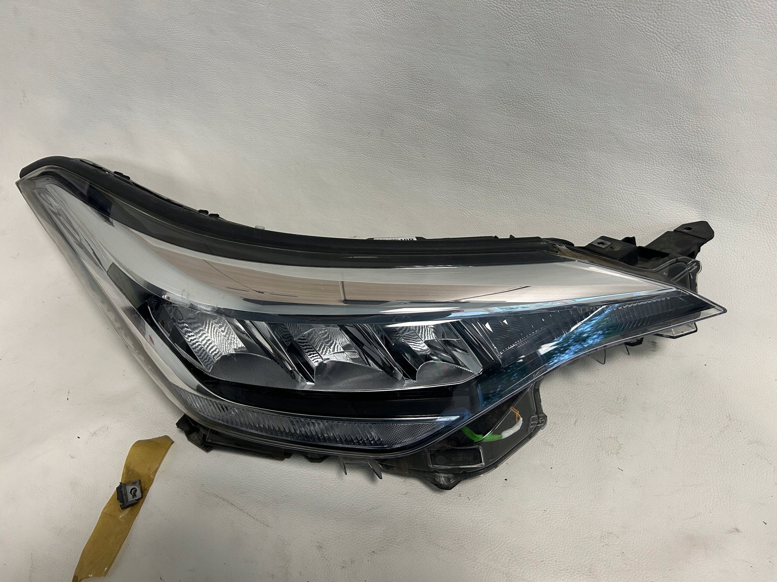 Toyota Rukus Rückleuchte LED Rechts Rearlamp