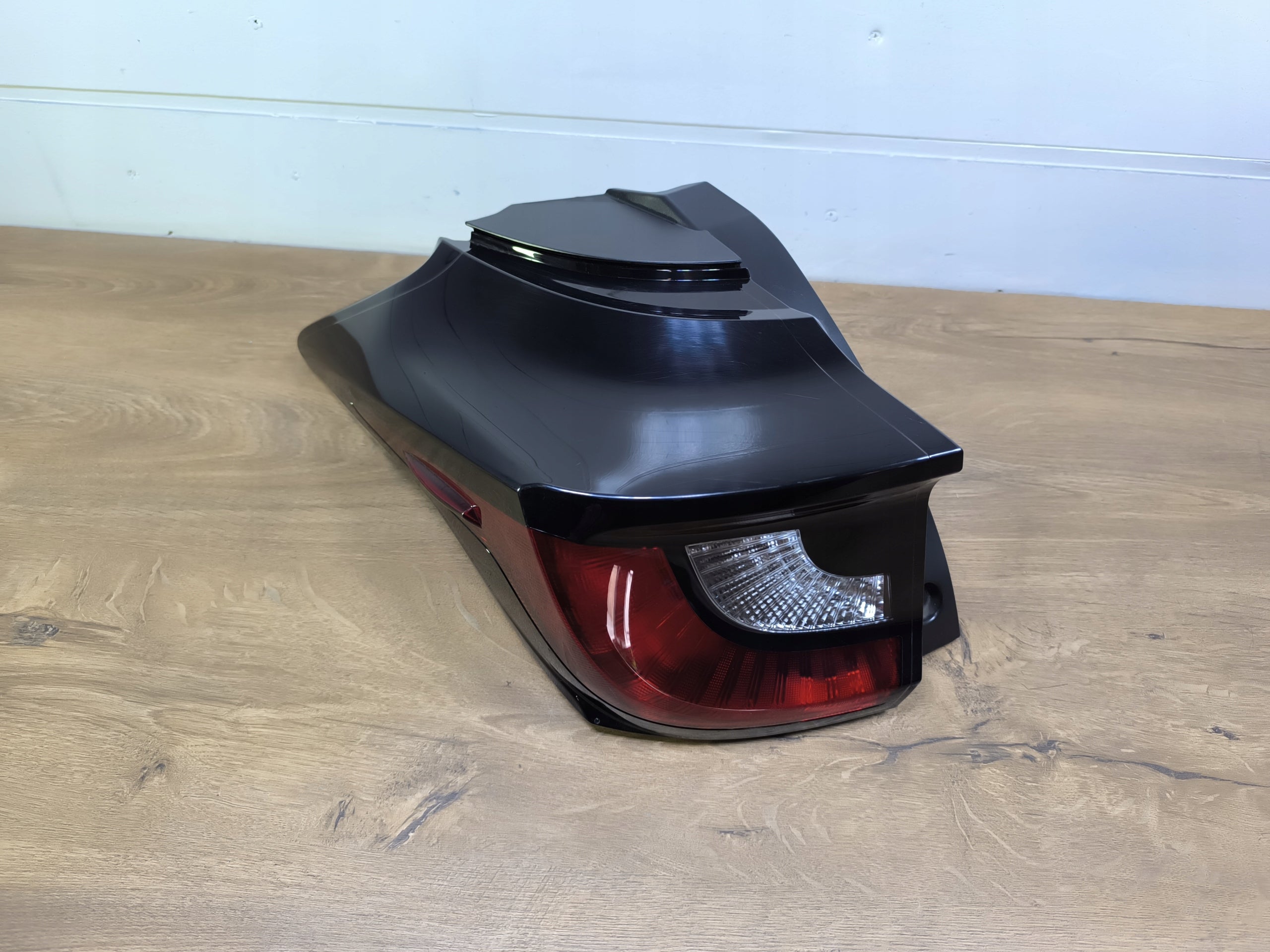 Toyota Yaris Rückleuchte LED Links Rearlamp