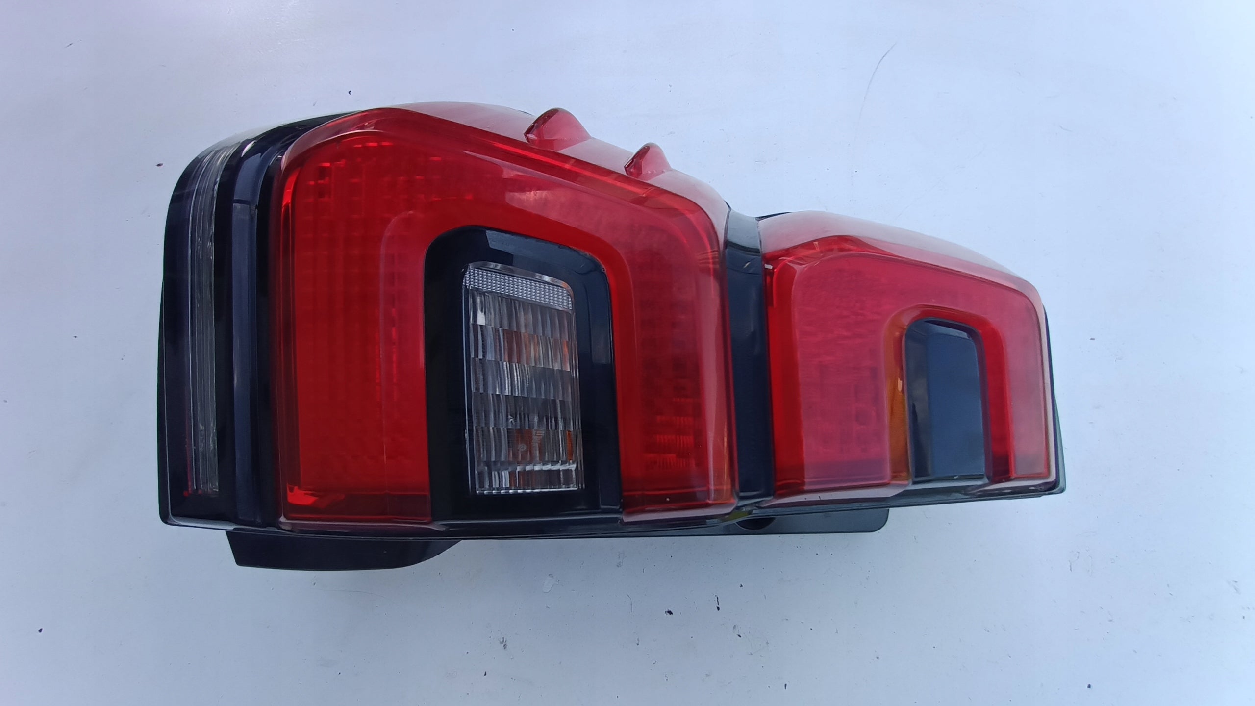 Toyota Yaris Cross Rückleuchte LED Links Rearlamp