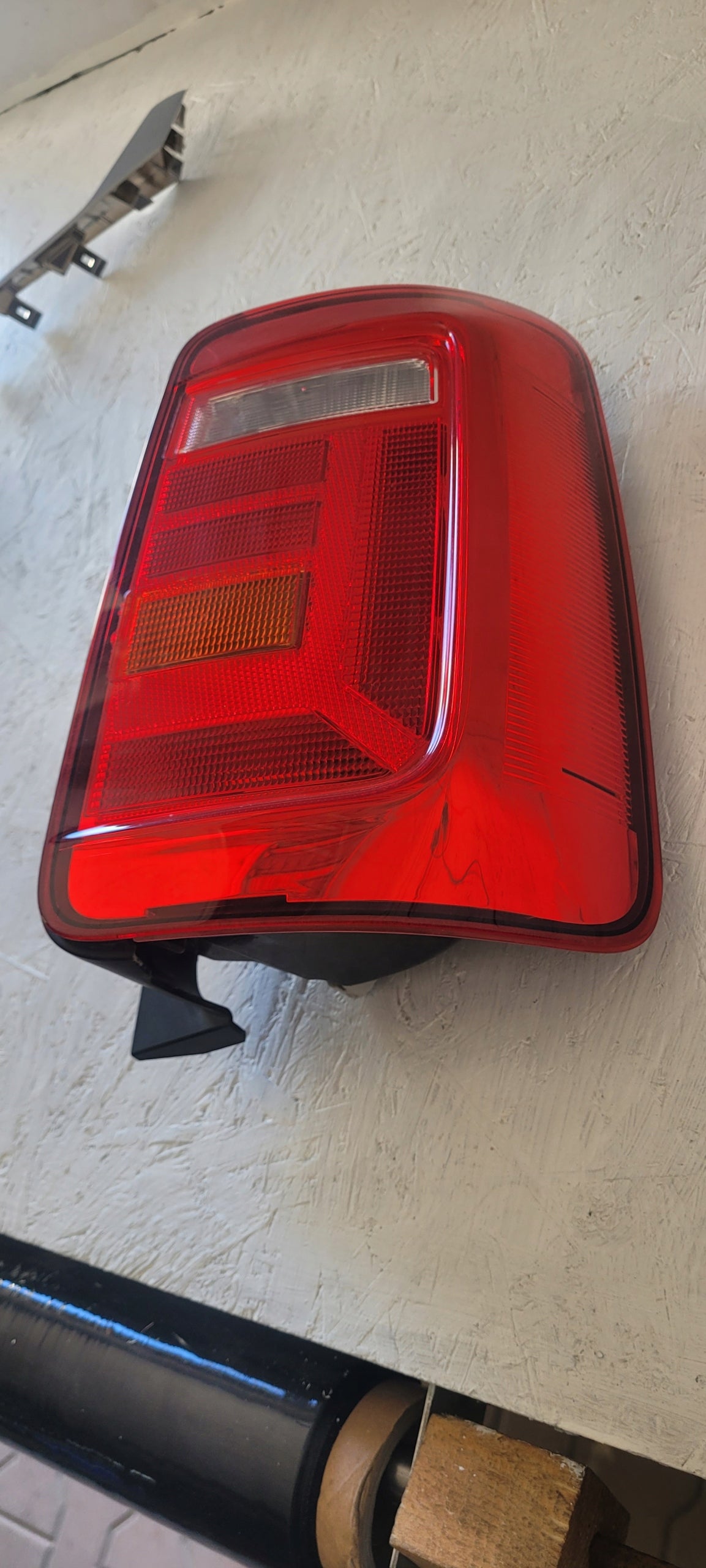 Feu arrière VW Caddy LED droit 2K1945096 feu arrière 