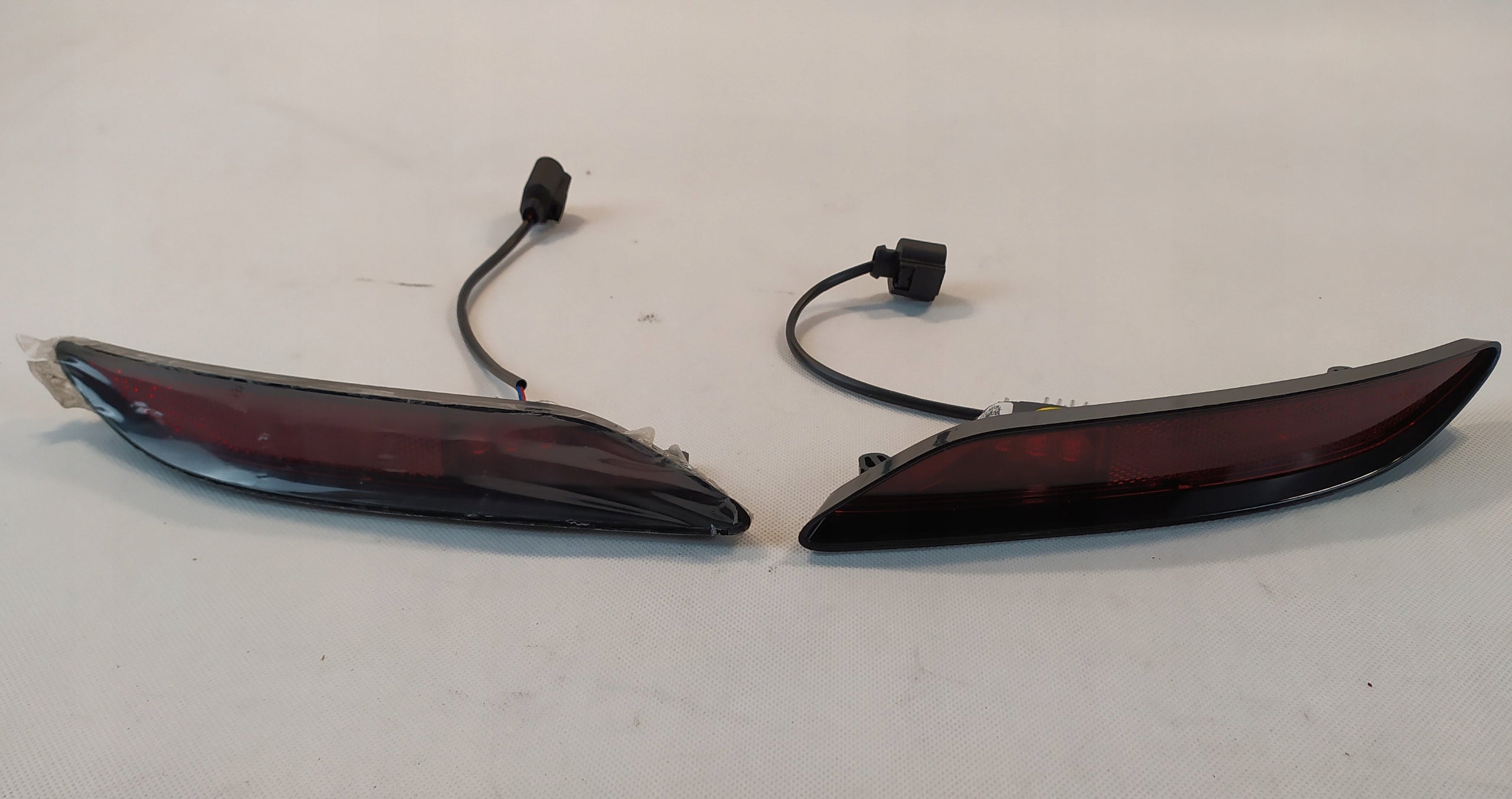 VW Fox Rückleuchte LED Rechts 10C945702 Rearlamp