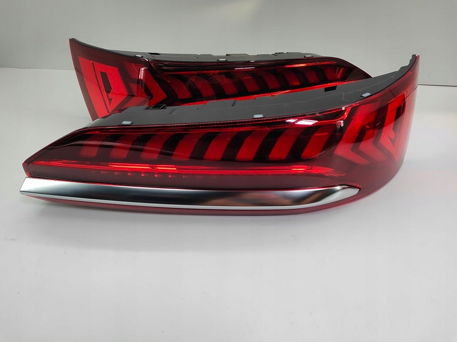 Audi Q7 Rückleuchte LED Rechts 4M0945094 Rearlamp