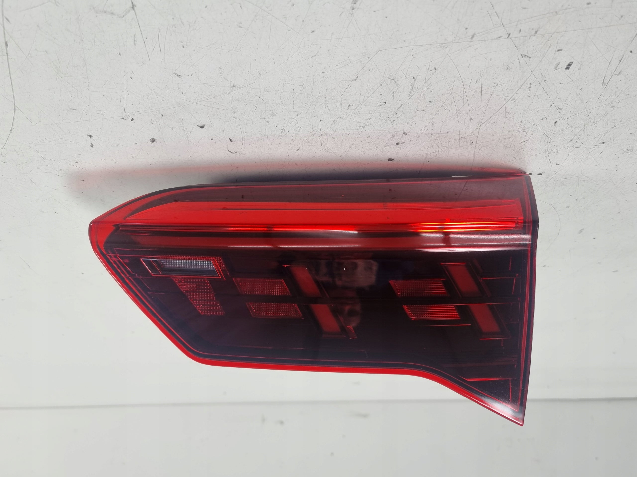 VW T-Roc Rückleuchte LED Rechts 2GA945308 Rearlamp