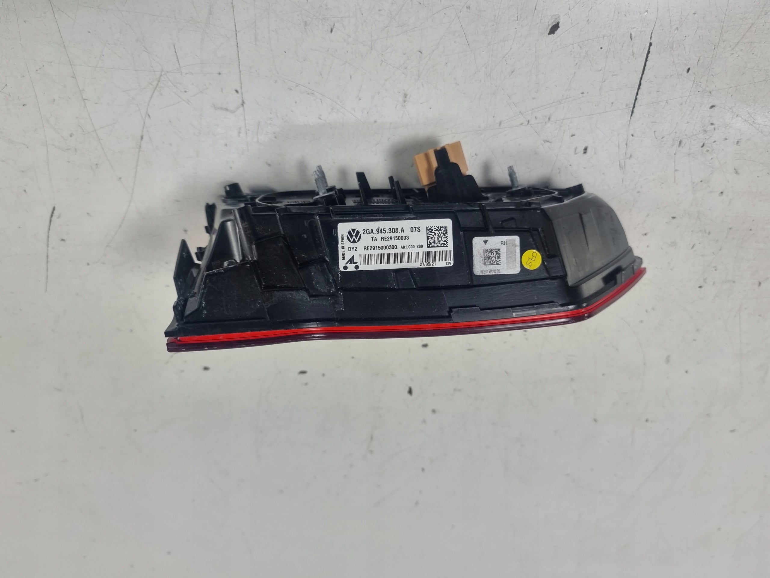 VW T-Roc Rückleuchte LED Rechts 2GA945308 Rearlamp