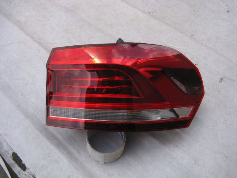 VW Touran Rückleuchte Led Rechts 5TA945208 Rearlamp