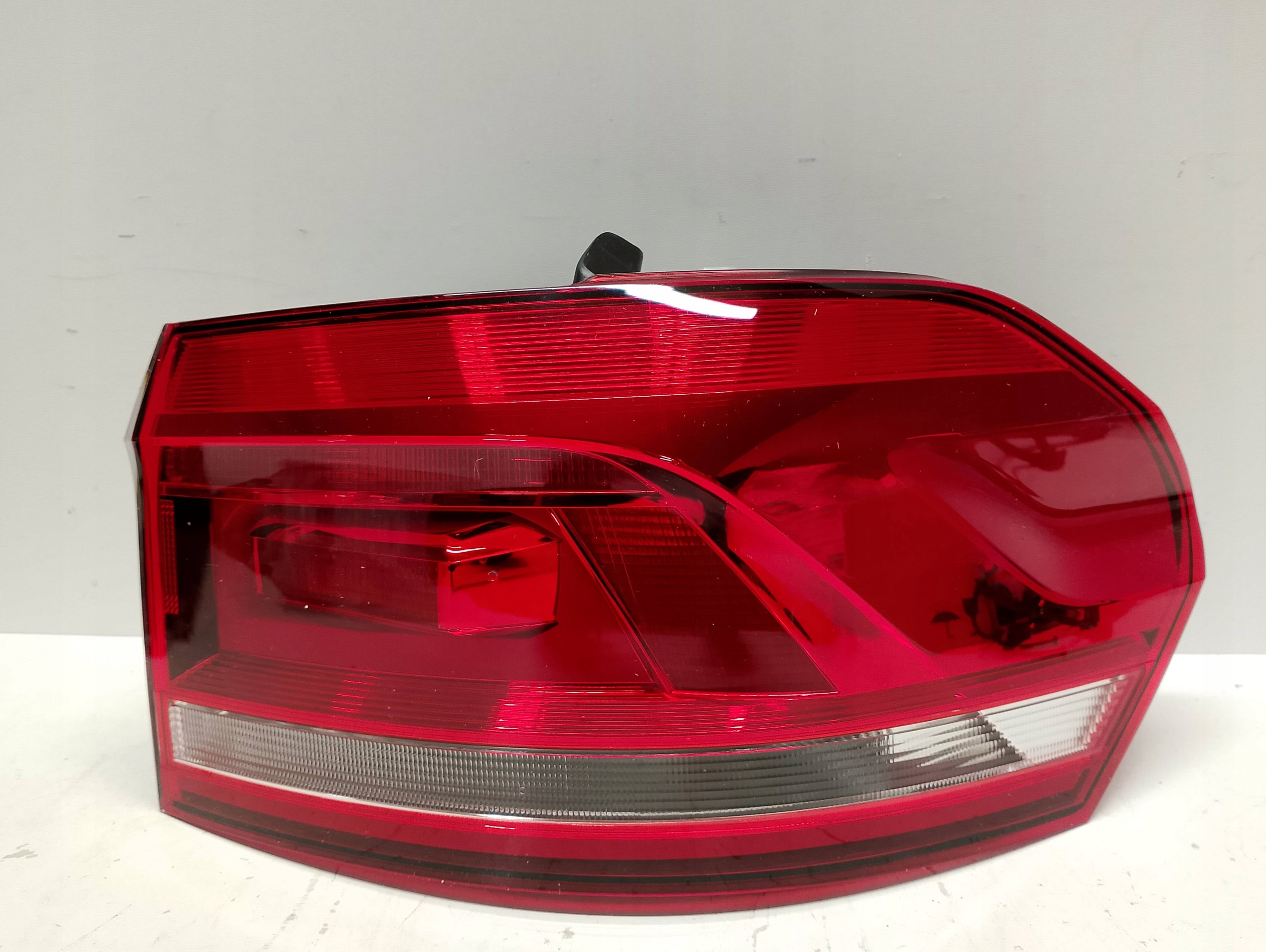 VW Touran Rückleuchte Led Rechts 5TA945096 Rearlamp