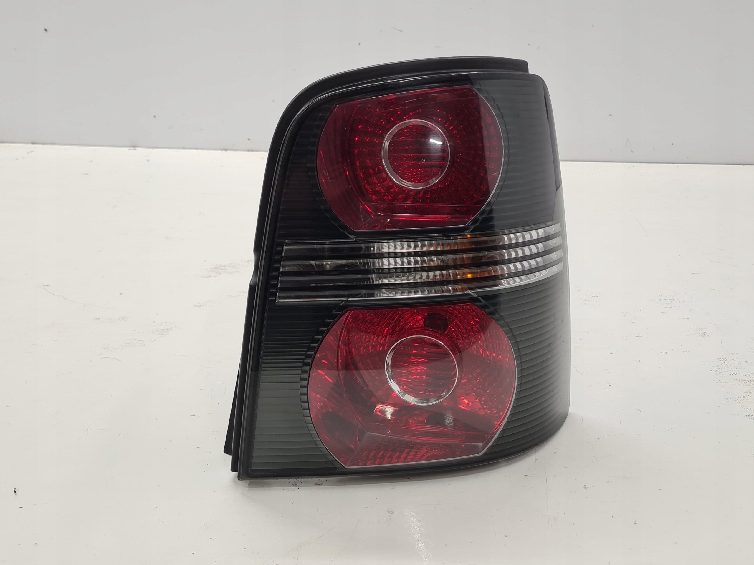 VW Touran Rückleuchte LED Rechts 1T0945096 Rearlamp