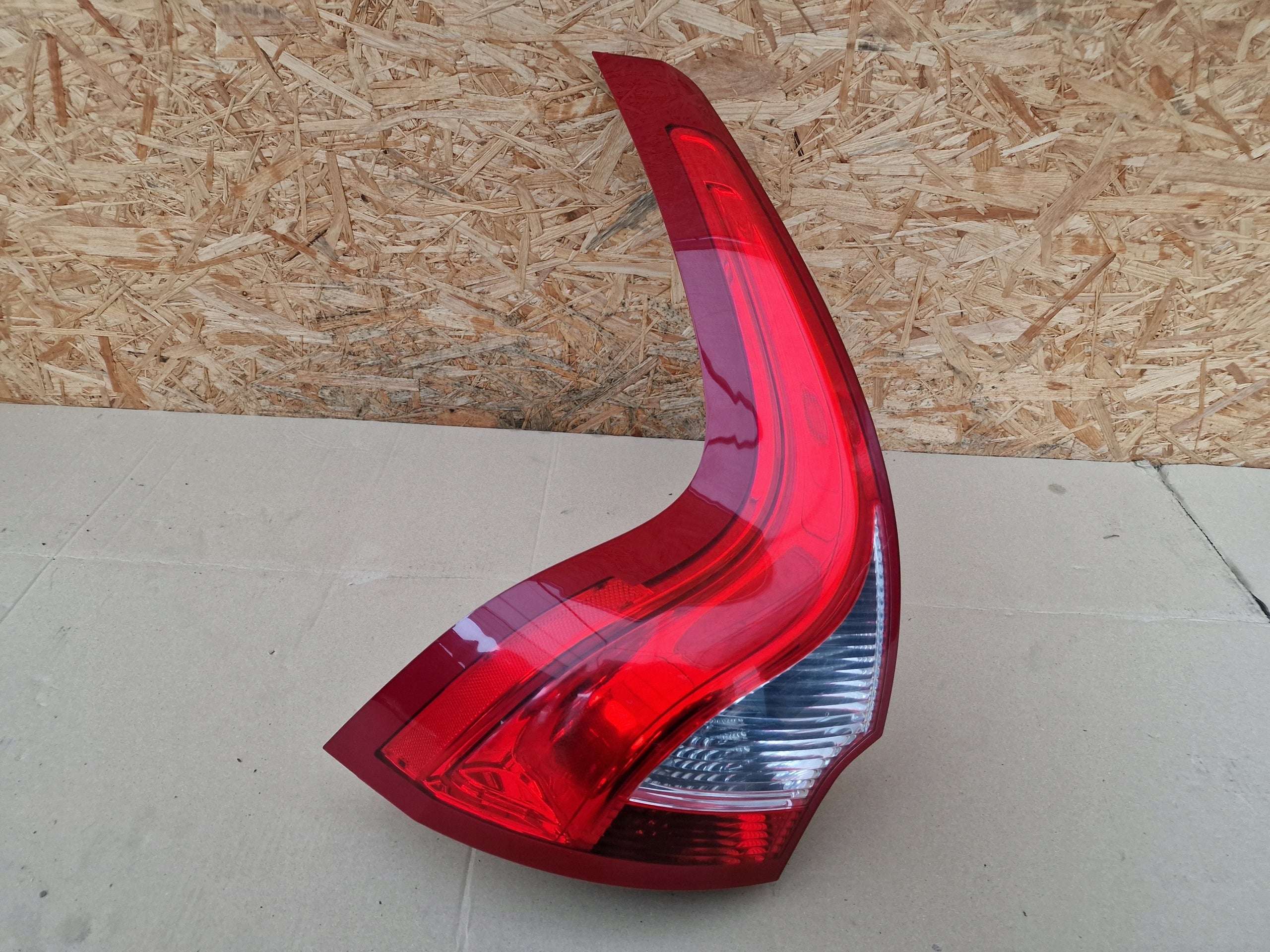 Volvo XC60 Rückleuchte Links 31323034 Rearlamp