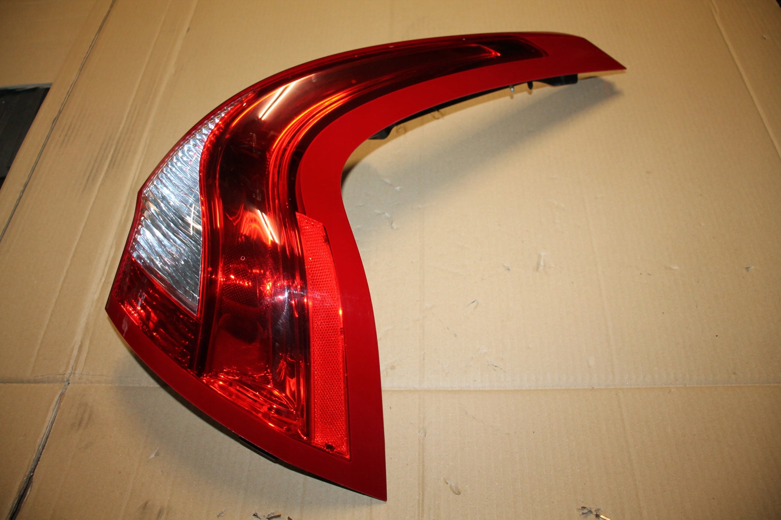 Volvo XC60 Rückleuchte Rechts 31323035 Rearlamp