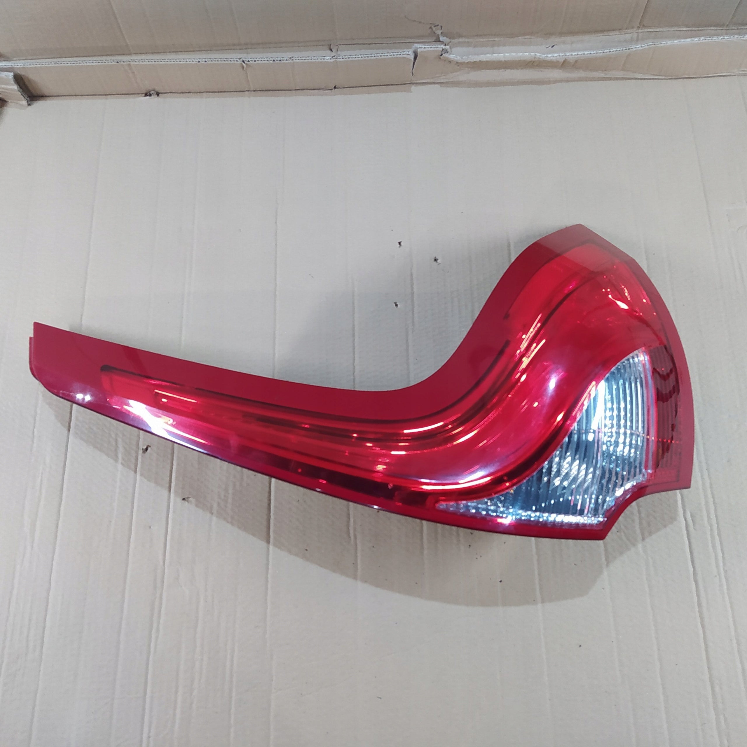 Volvo XC60 Rückleuchte Rechts 31323035 Rearlamp