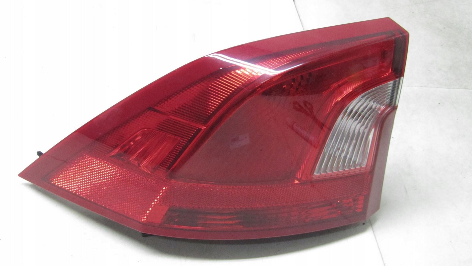 Volvo S60 tail light LED left rear lamp 