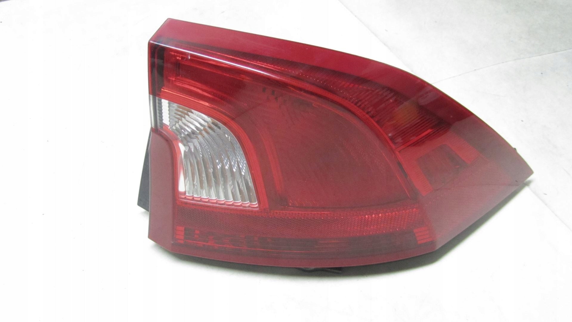 Volvo S60 tail light LED right rear lamp 